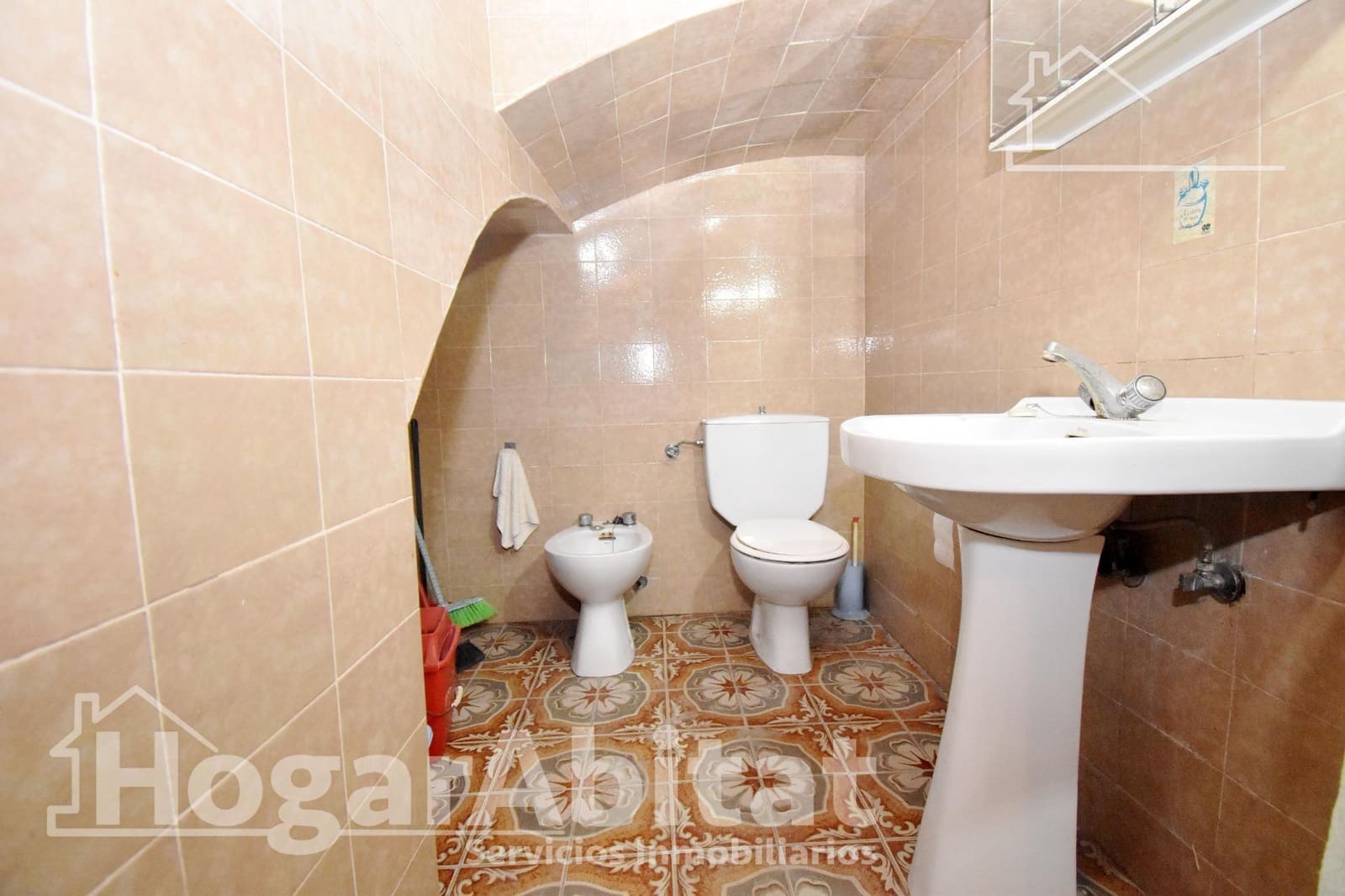 4 bedroom Townhouse for sale in Almassora / Almazora with garage - € 110,000 (Ref: 9630070)