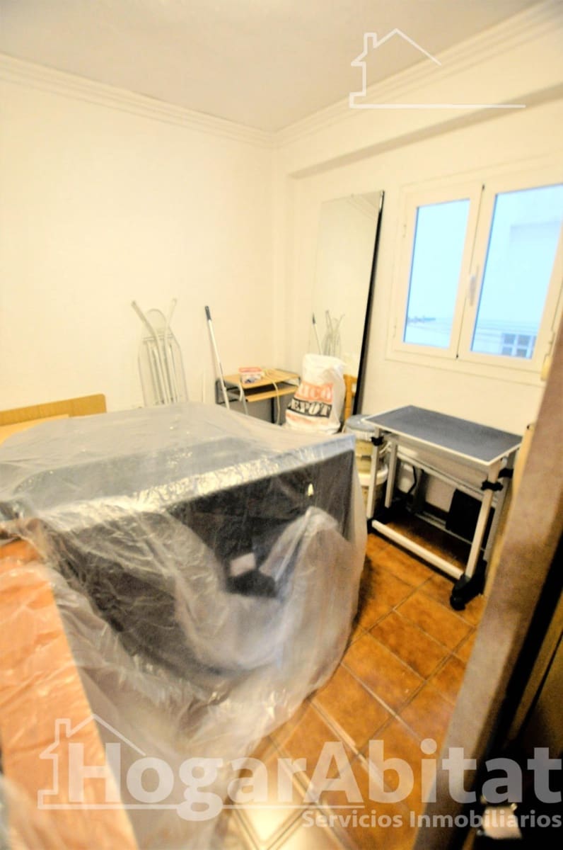 Piso de 3 habitaciones en València ciudad en venta - 208.500 € (Ref: 9634359)