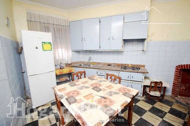 4 makuuhuone Omakotitalo myytävänä paikassa Borriol - 85 000 € (Ref: 9634364)