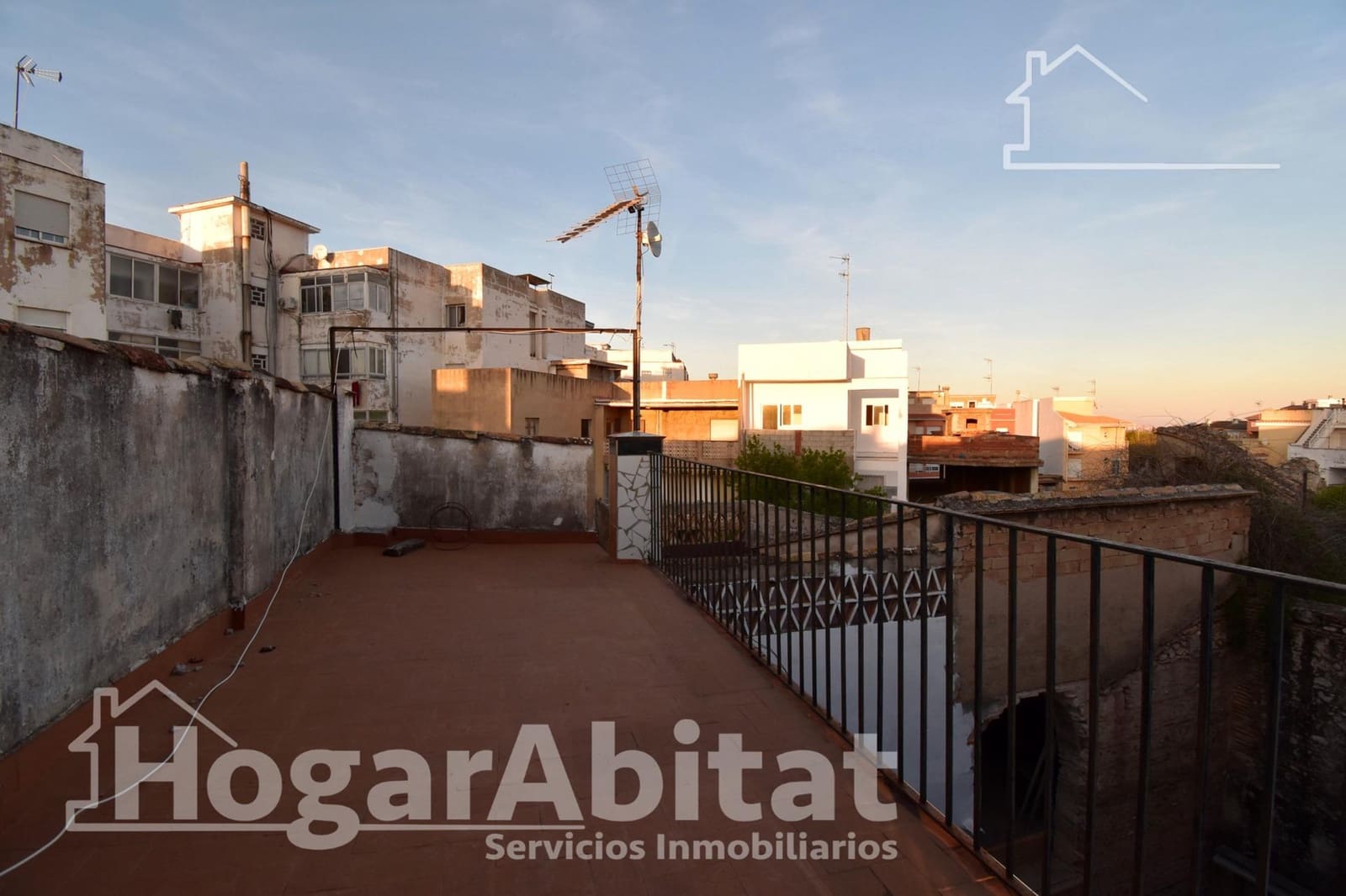 Chalet de 6 habitaciones en Bellreguard en venta con garaje - 330.000 € (Ref: 9634365)