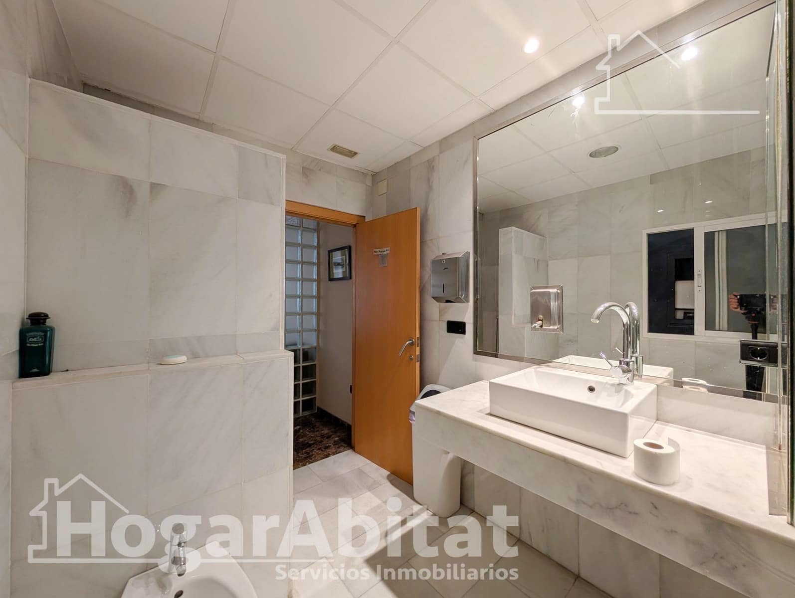 Flat for sale in Alicante / Alacant city - € 1,100,000 (Ref: 9637649)