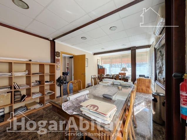 Flat for sale in Alicante / Alacant city - € 1,100,000 (Ref: 9637649)