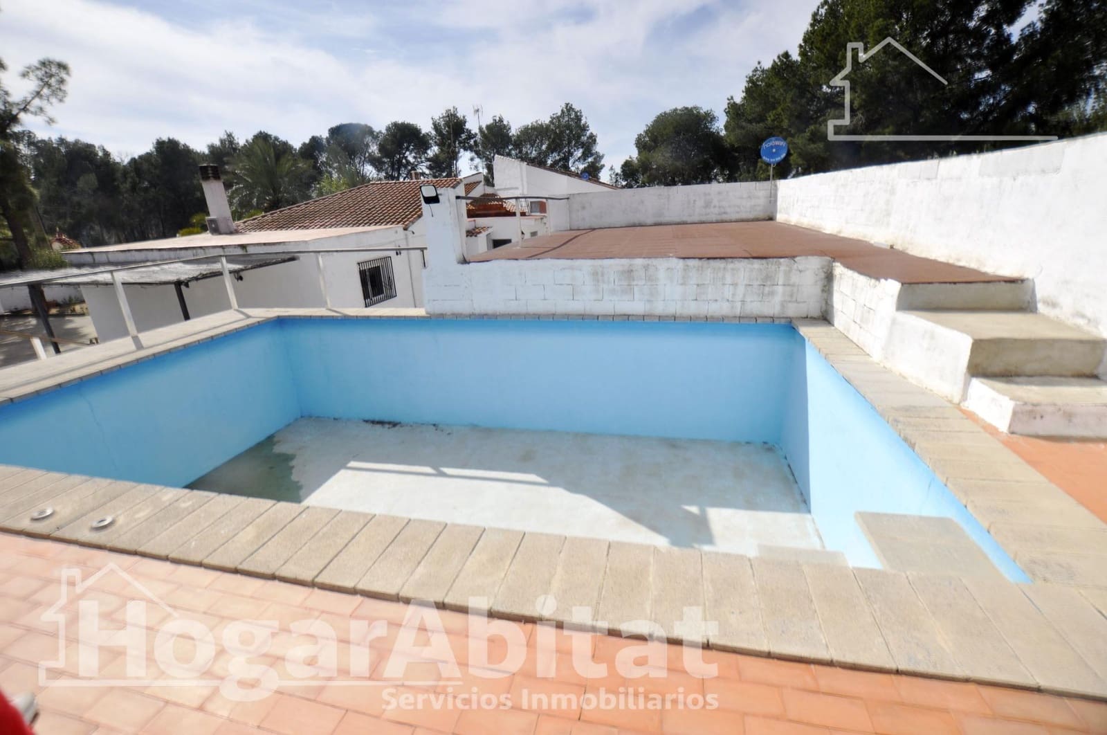 4 bedroom Villa for sale in Betera with pool garage - € 305,000 (Ref: 9637650)