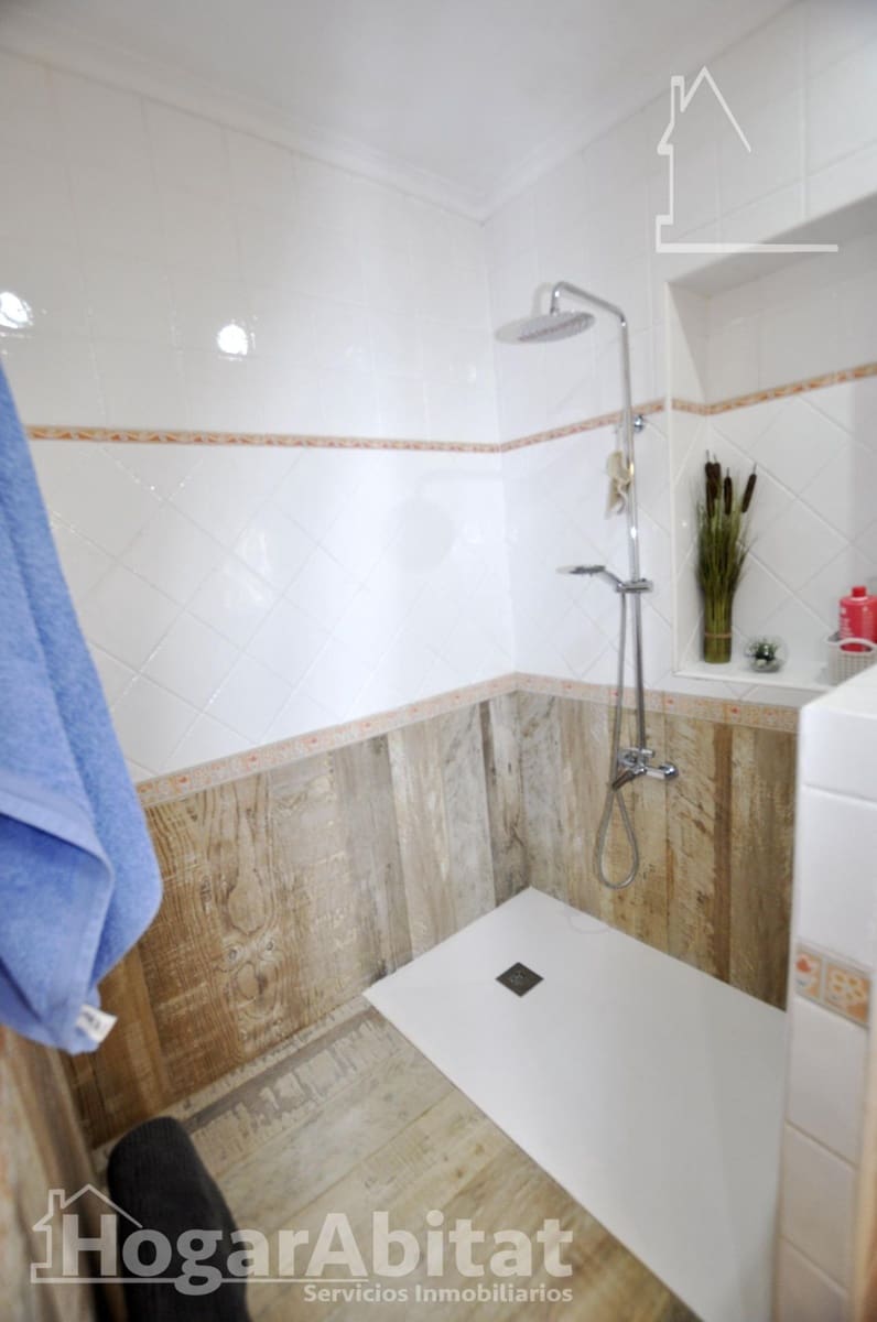 4 bedroom Villa for sale in Betera with pool garage - € 305,000 (Ref: 9637650)