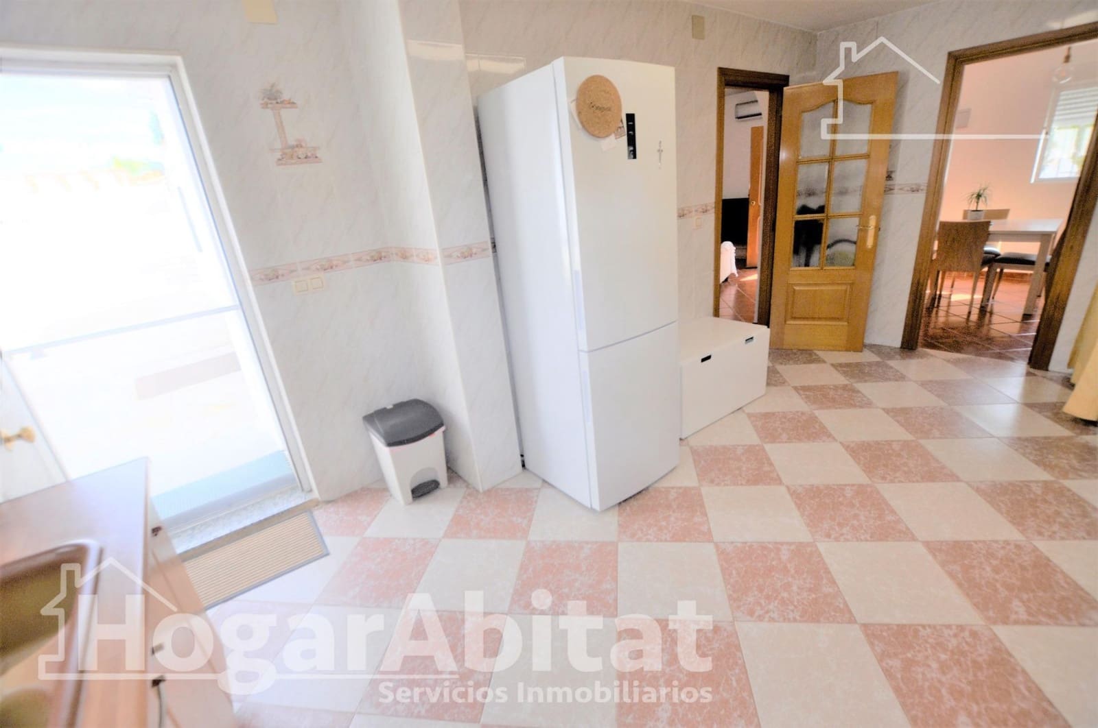 4 bedroom Villa for sale in Betera with pool garage - € 305,000 (Ref: 9637650)