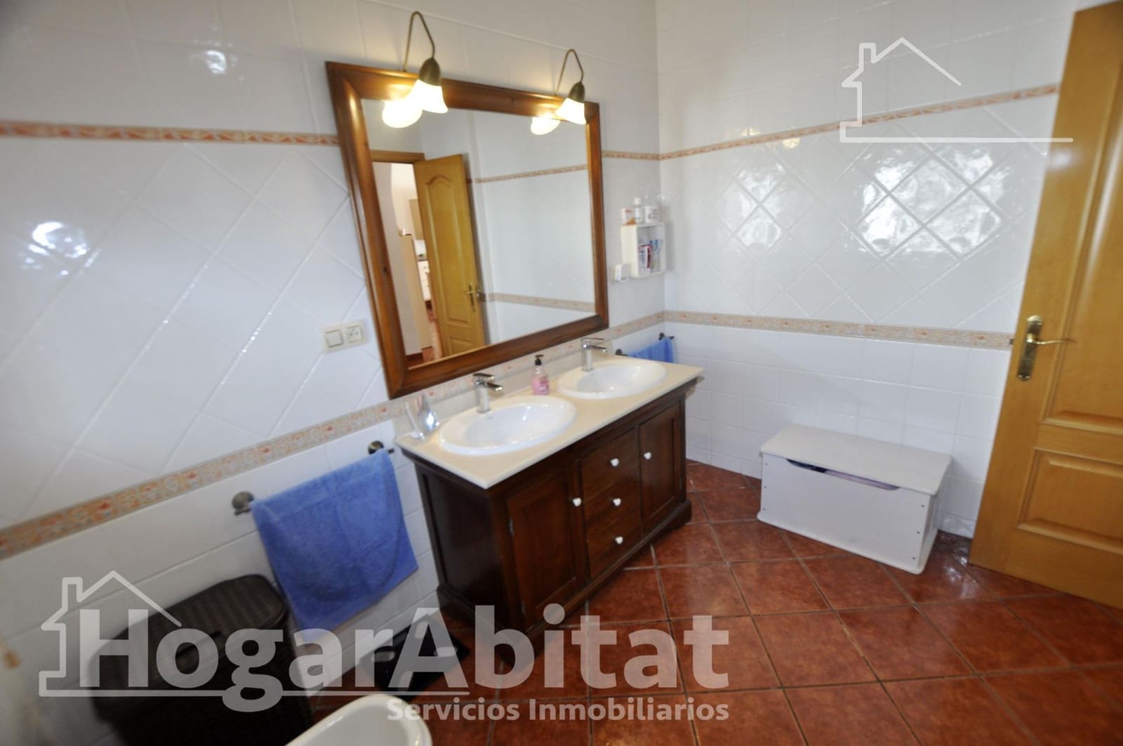 4 bedroom Villa for sale in Betera with pool garage - € 305,000 (Ref: 9637650)