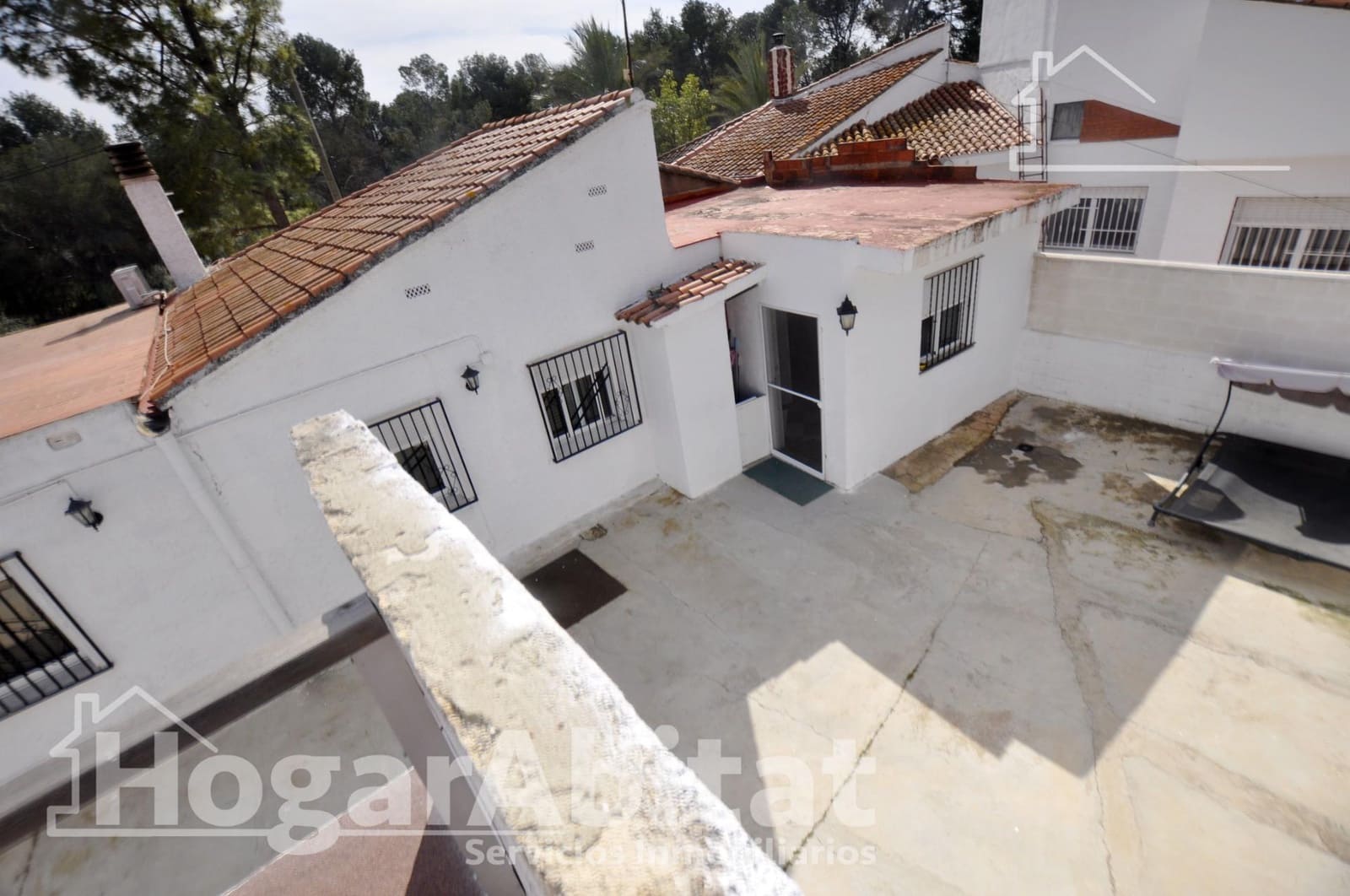 4 bedroom Villa for sale in Betera with pool garage - € 305,000 (Ref: 9637650)