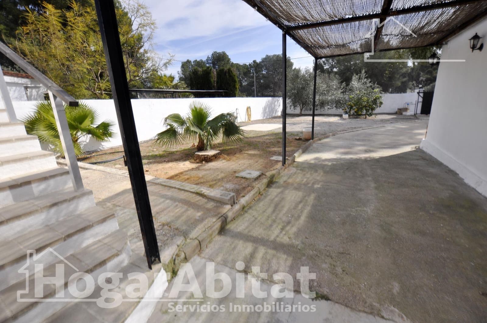 4 bedroom Villa for sale in Betera with pool garage - € 305,000 (Ref: 9637650)