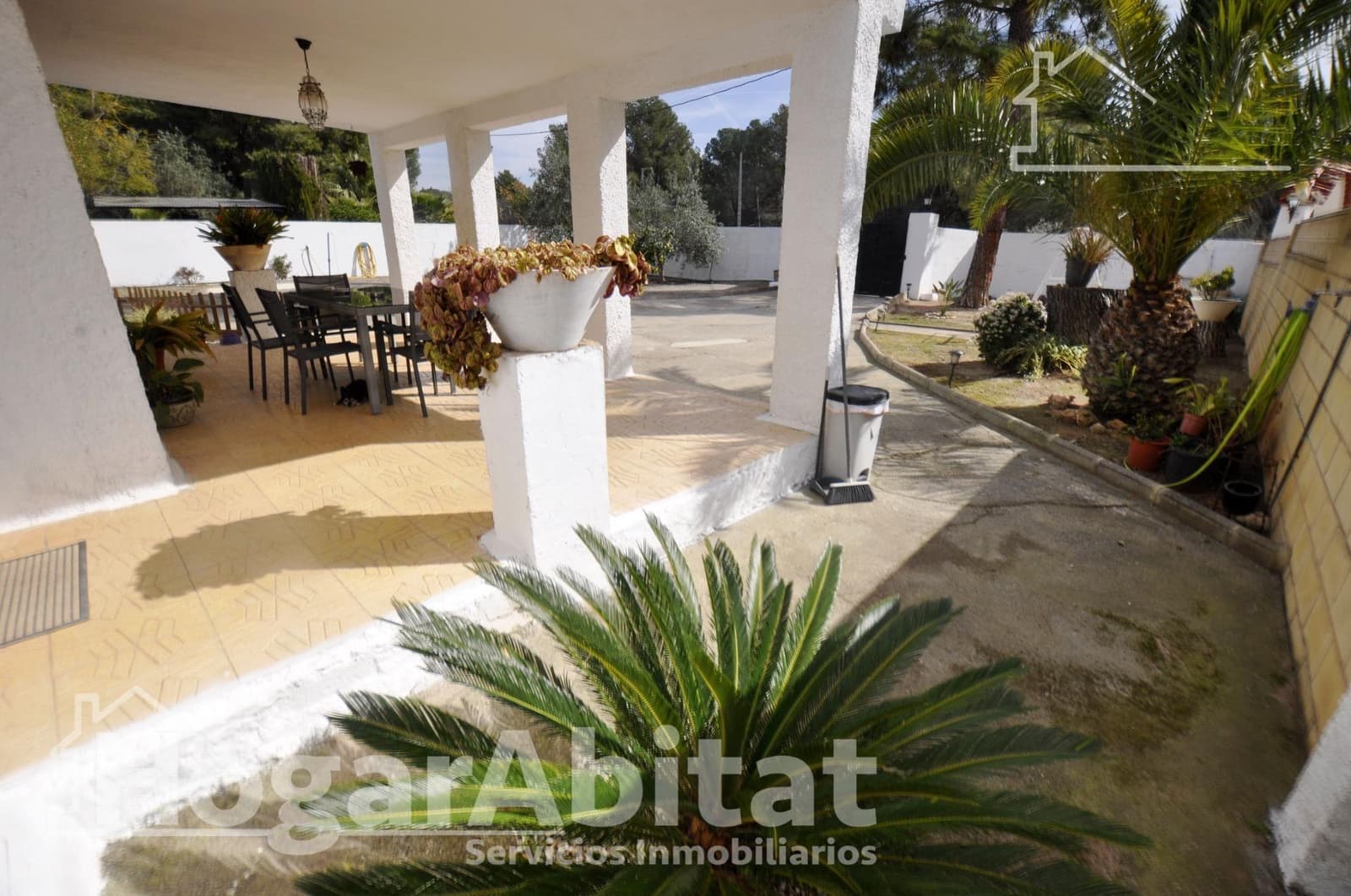 4 bedroom Villa for sale in Betera with pool garage - € 305,000 (Ref: 9637650)