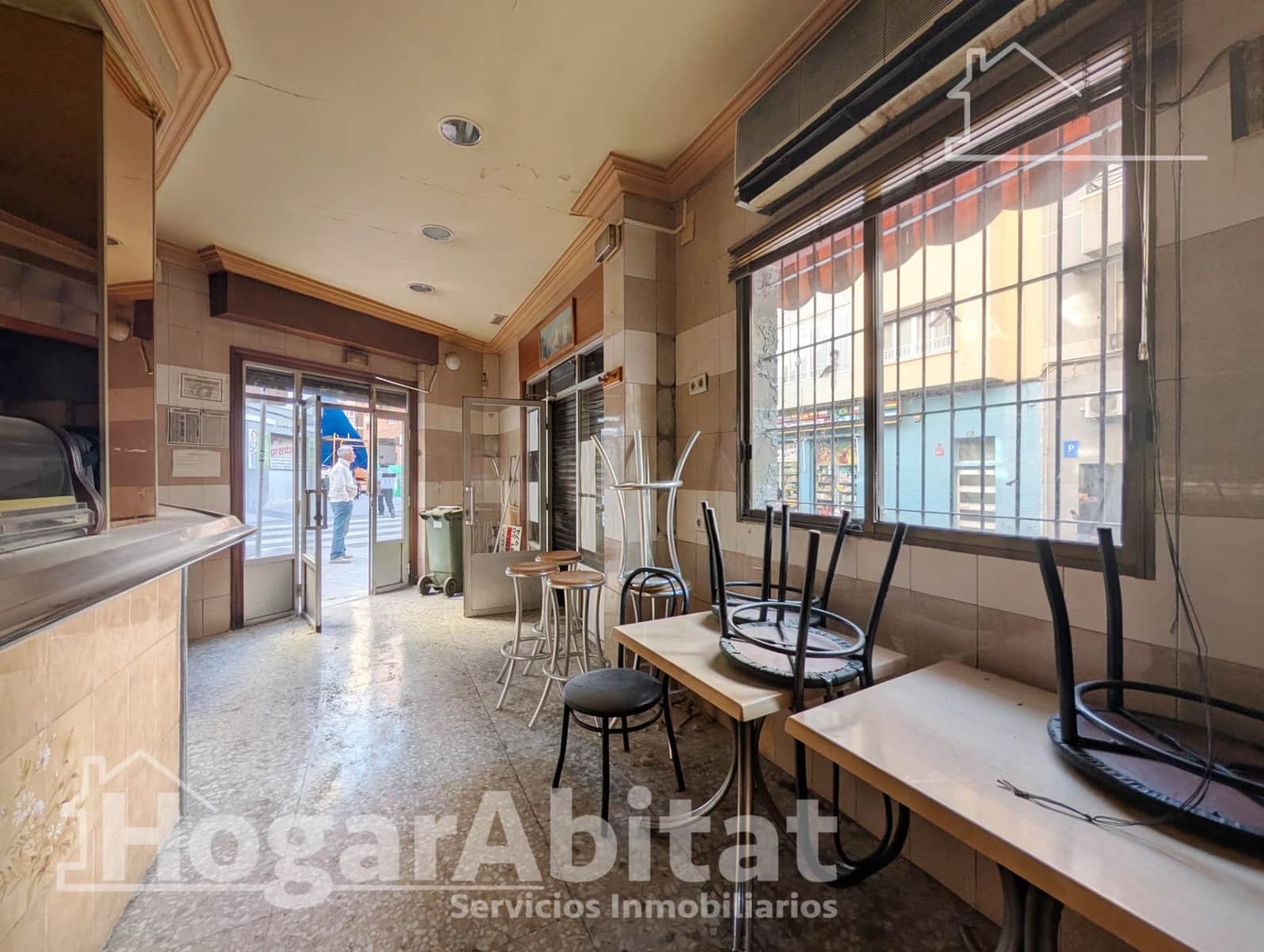 Comercial para venda em Alicante cidade - 120 000 € (Ref: 9637651)