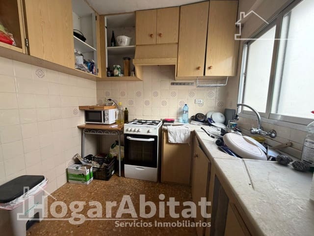 4 bedroom Flat for sale in Sagunto / Sagunt with garage - € 195,000 (Ref: 9637656)