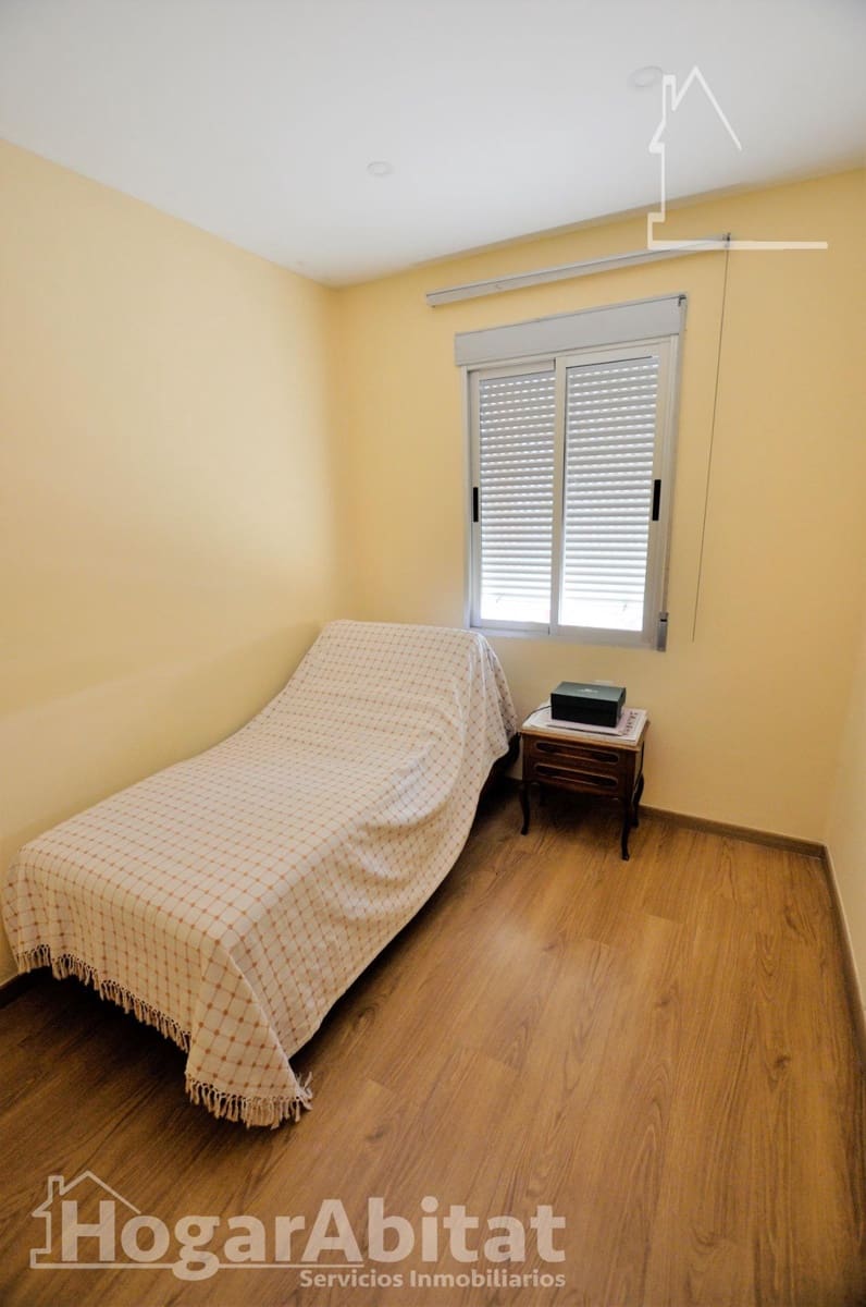 Piso de 3 habitaciones en València ciudad en venta - 199.500 € (Ref: 9637659)