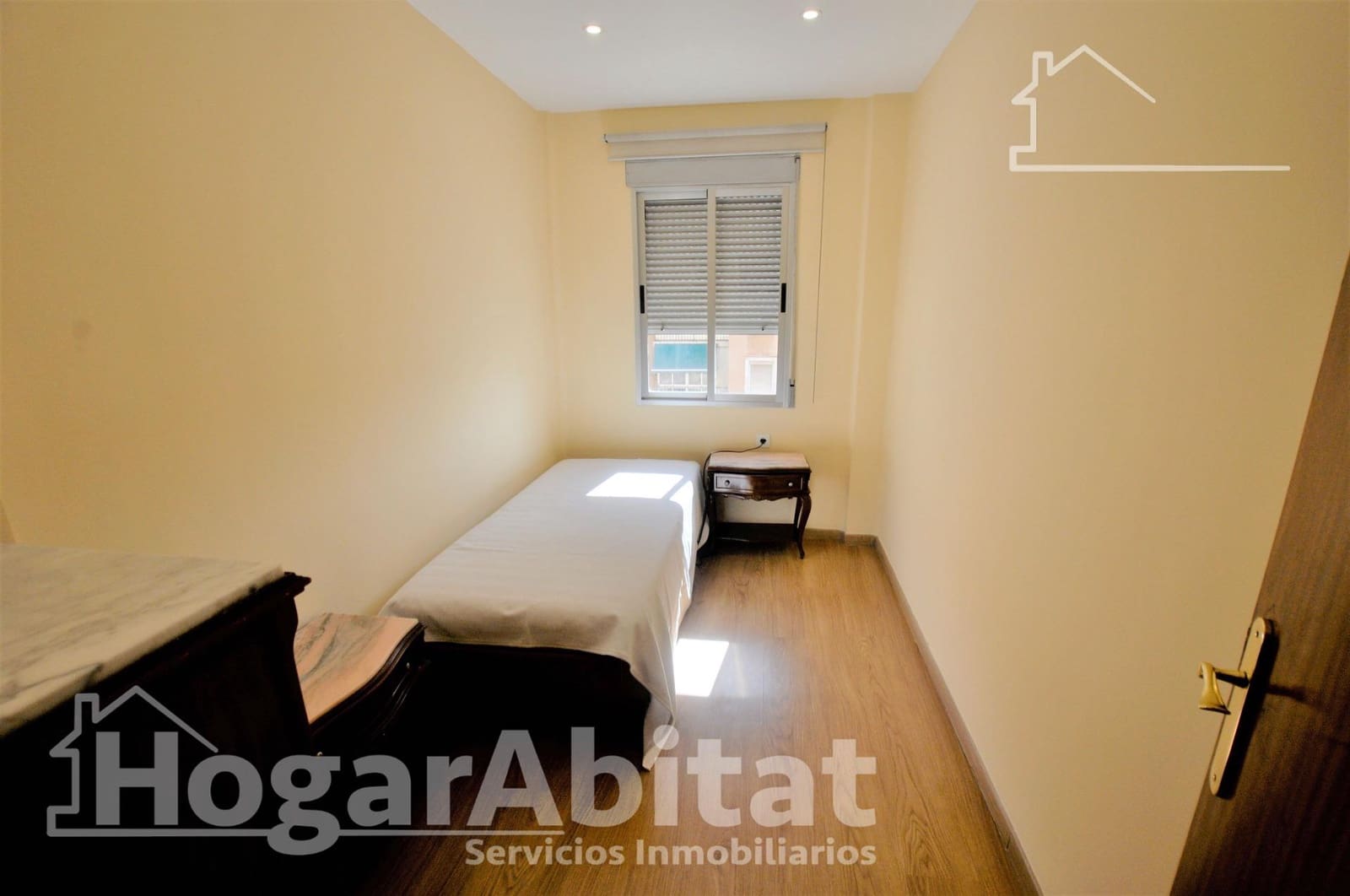 Piso de 3 habitaciones en València ciudad en venta - 199.500 € (Ref: 9637659)