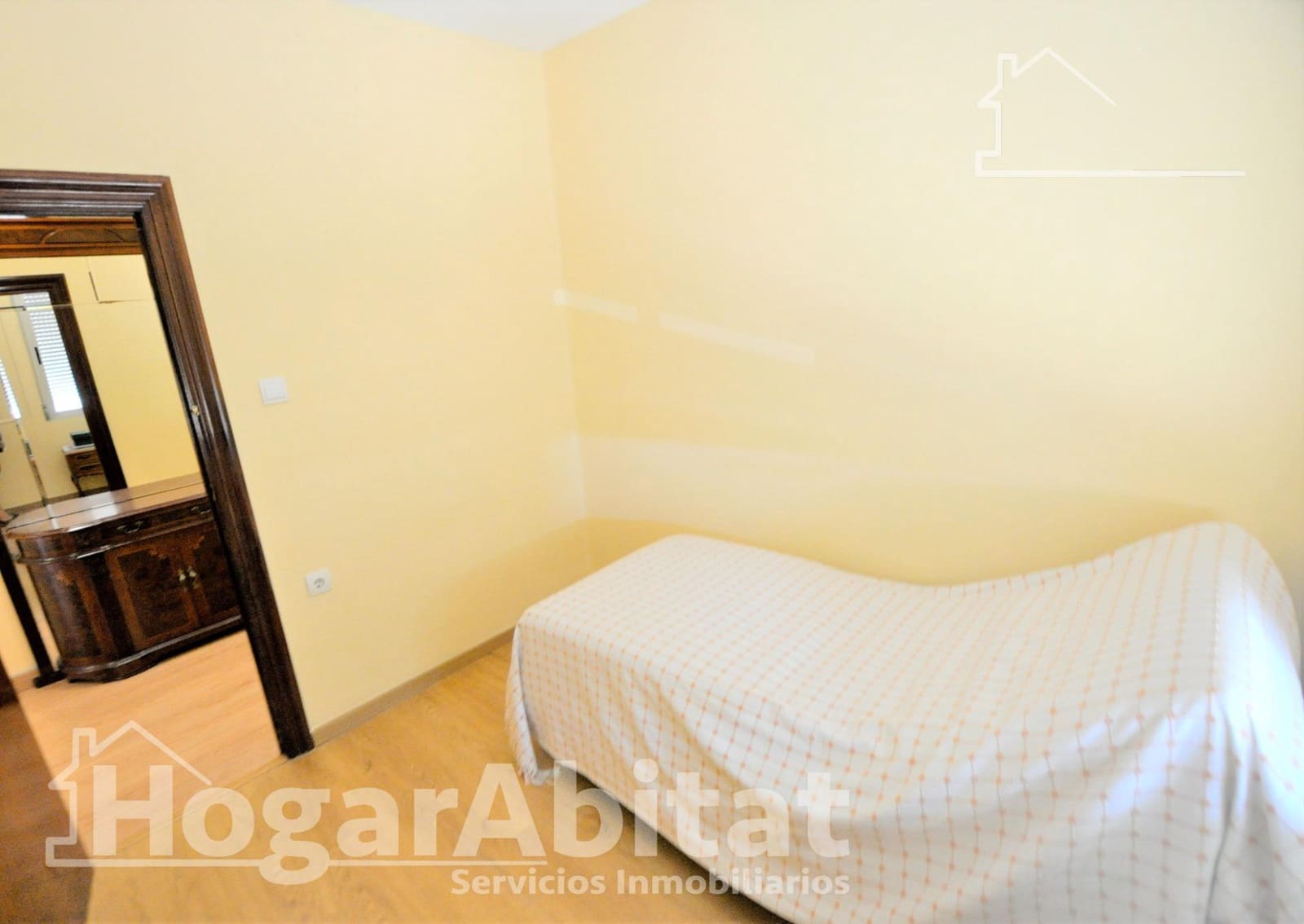 Piso de 3 habitaciones en València ciudad en venta - 199.500 € (Ref: 9637659)