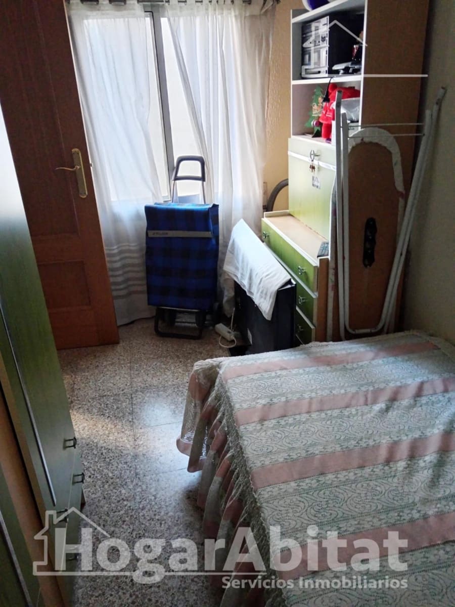 Piso de 3 habitaciones en Moncada en venta - 195.000 € (Ref: 9637665)