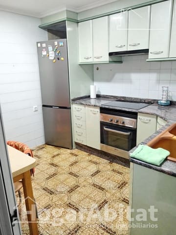 Piso de 3 habitaciones en Moncada en venta - 195.000 € (Ref: 9637665)