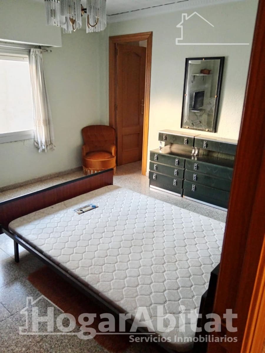 Piso de 3 habitaciones en Moncada en venta - 195.000 € (Ref: 9637665)