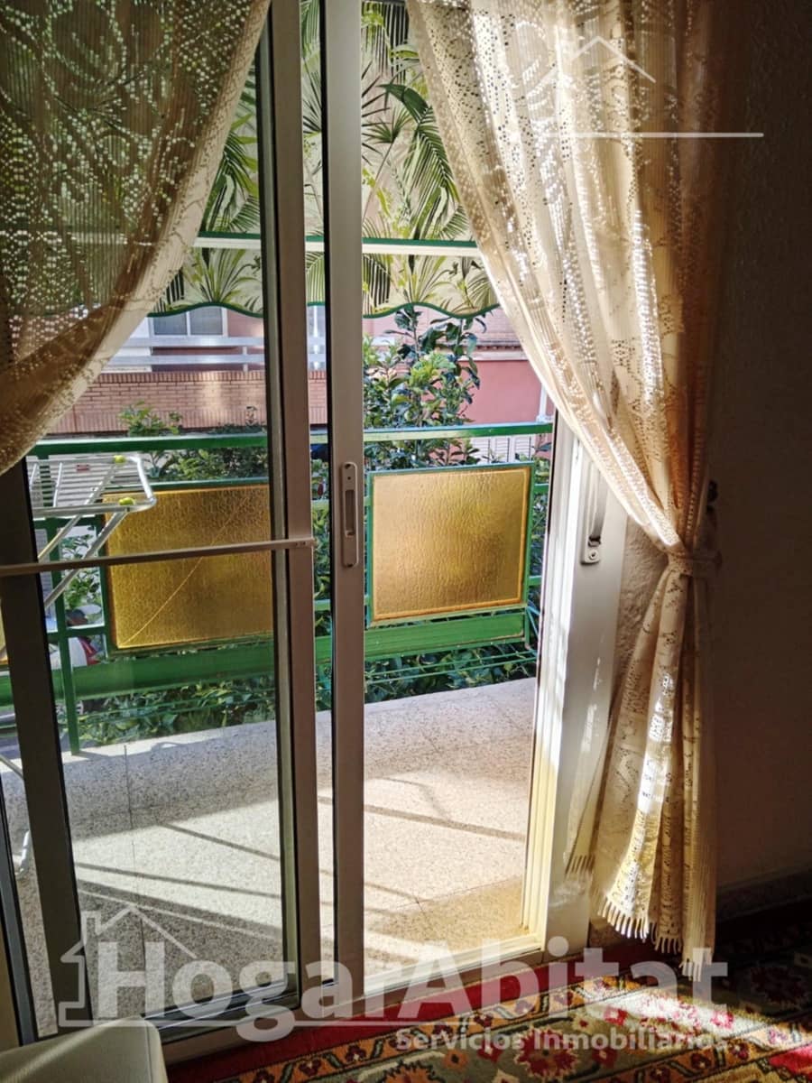 Piso de 3 habitaciones en Moncada en venta - 195.000 € (Ref: 9637665)