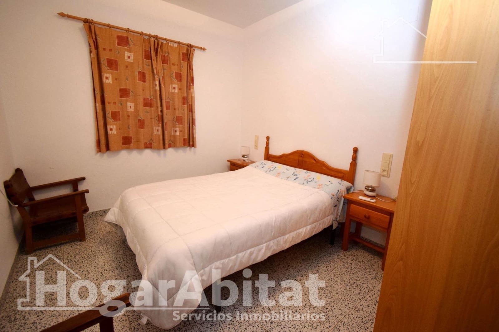 Chalet de 4 habitaciones en Chiva en venta con piscina garaje - 268.000 € (Ref: 9637673)