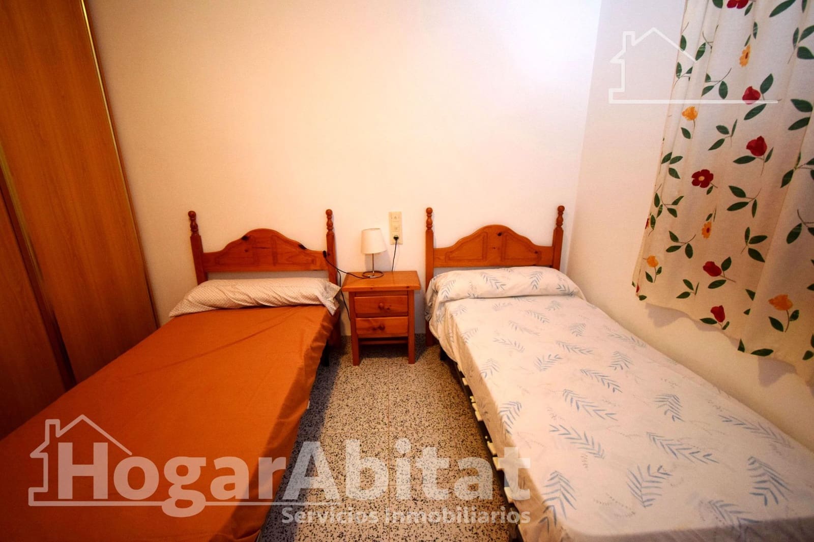 Chalet de 4 habitaciones en Chiva en venta con piscina garaje - 268.000 € (Ref: 9637673)