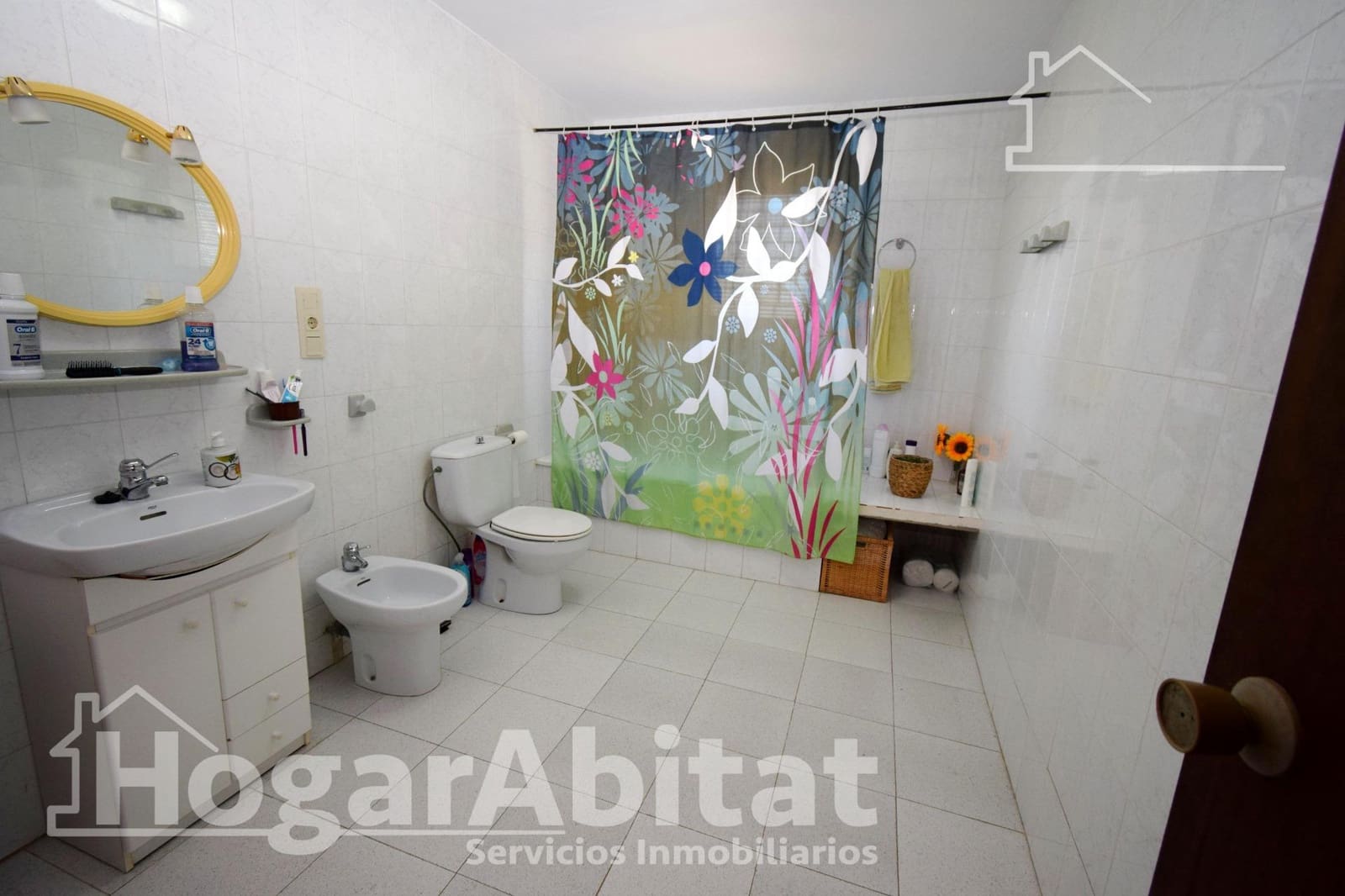 Chalet de 4 habitaciones en Chiva en venta con piscina garaje - 268.000 € (Ref: 9637673)