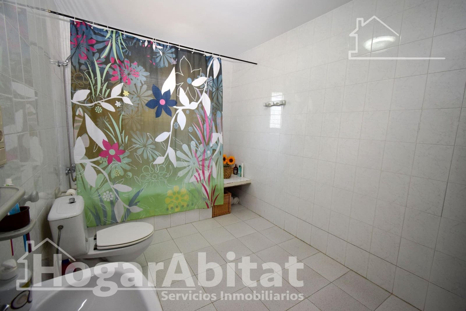 Chalet de 4 habitaciones en Chiva en venta con piscina garaje - 268.000 € (Ref: 9637673)