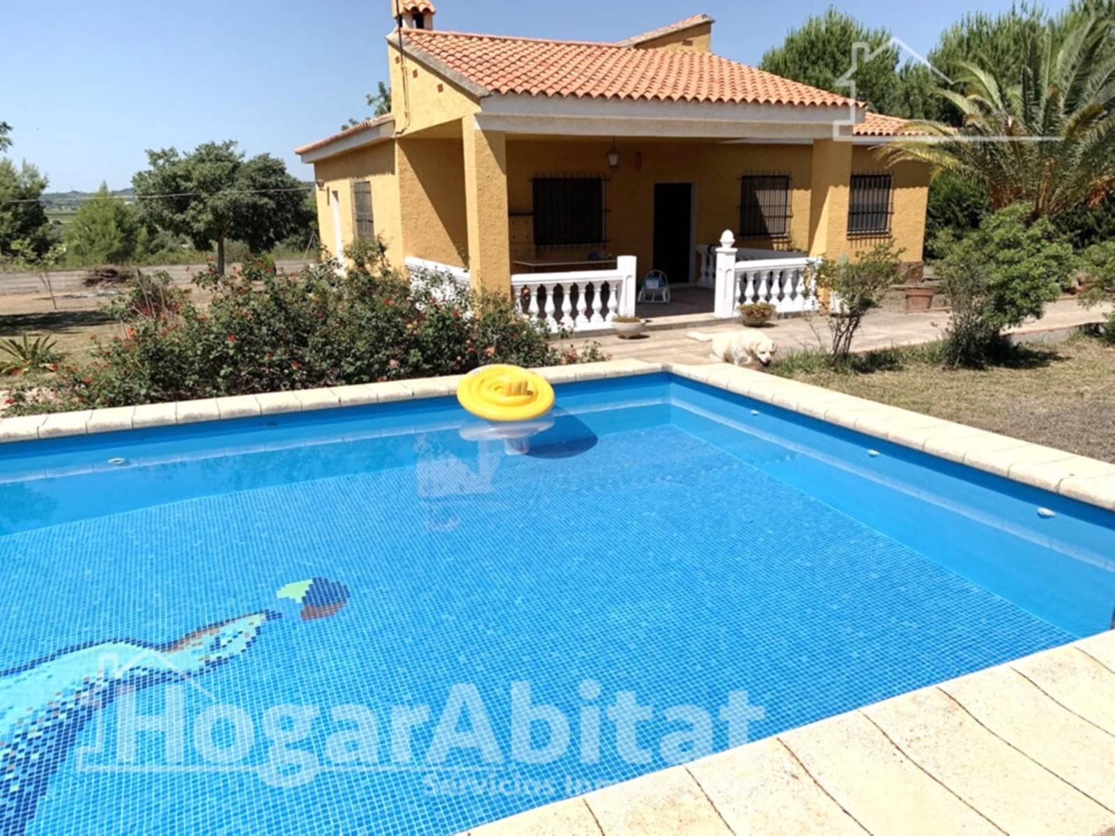 Chalet de 4 habitaciones en Chiva en venta con piscina garaje - 268.000 € (Ref: 9637673)