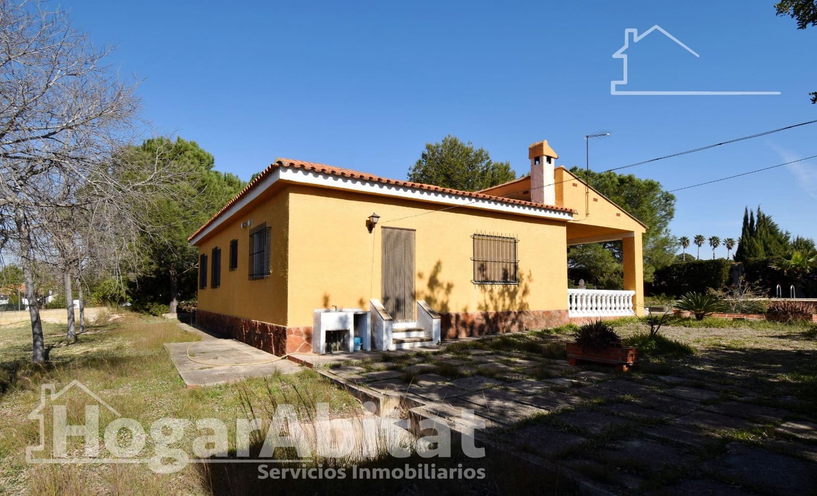 Chalet de 4 habitaciones en Chiva en venta con piscina garaje - 268.000 € (Ref: 9637673)