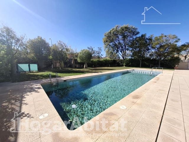 2 soverom Leilighet til salgs i Alicante by med svømmebasseng garasje - € 285 000 (Ref: 9637677)