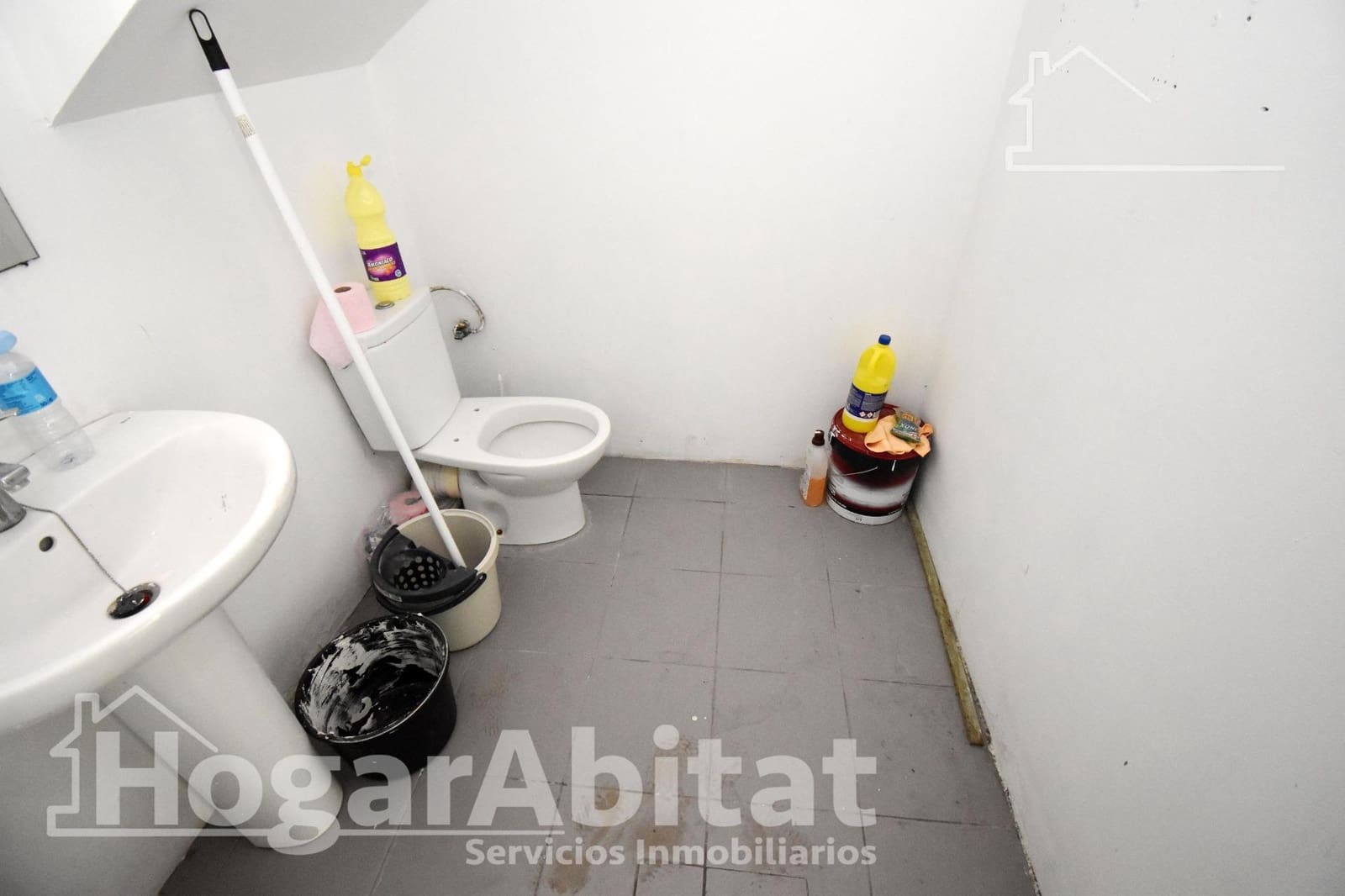 Byhus til salg i Castello de la Plana - € 120.000 (Ref: 9637684)