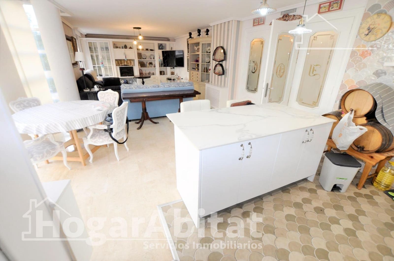 3 slaapkamer Flat te koop in Valencia stad met garage - € 420.000 (Ref: 9645066)