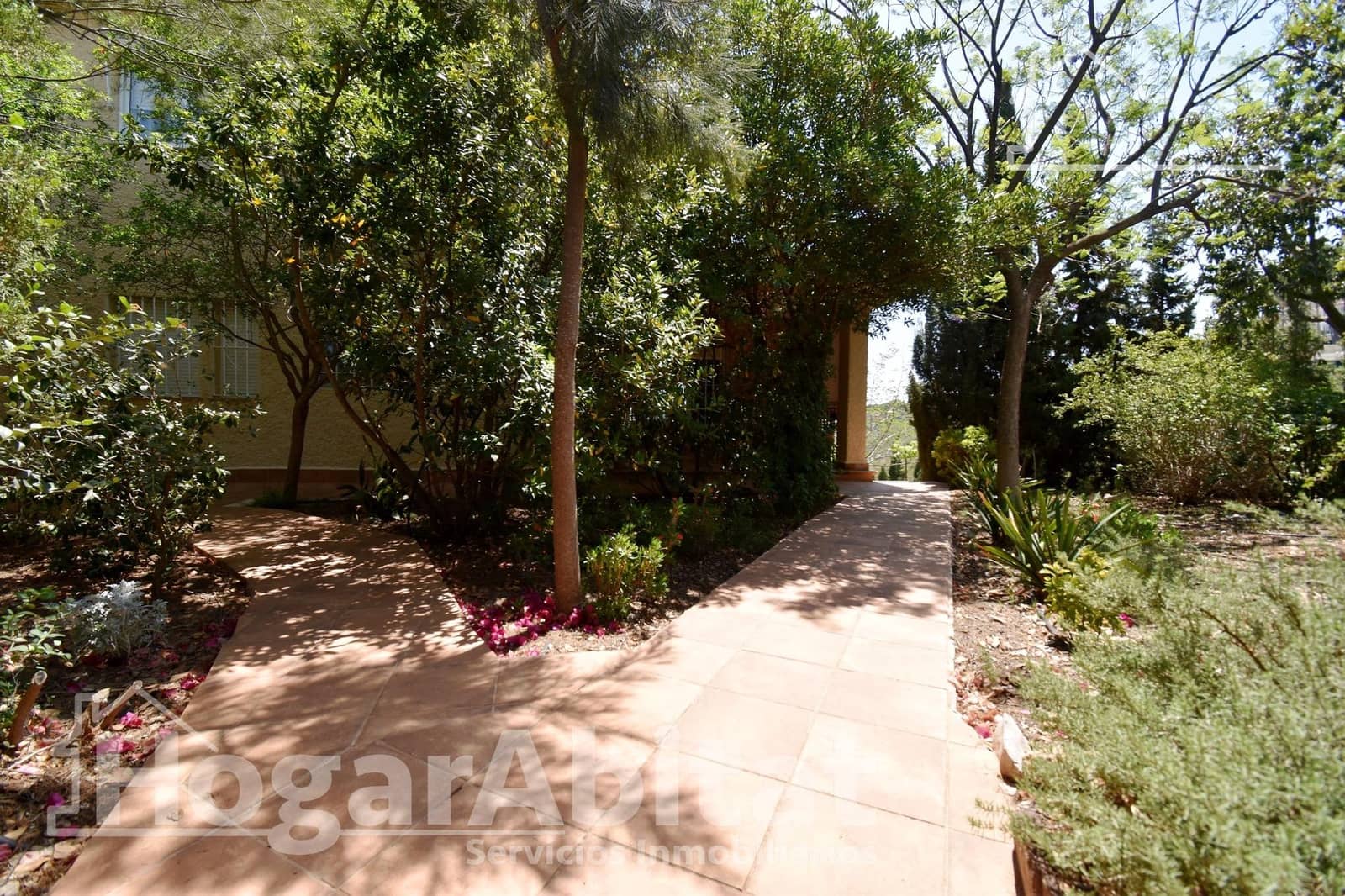 6 slaapkamer Villa te koop in Torrent met zwembad garage - € 439.000 (Ref: 9645070)