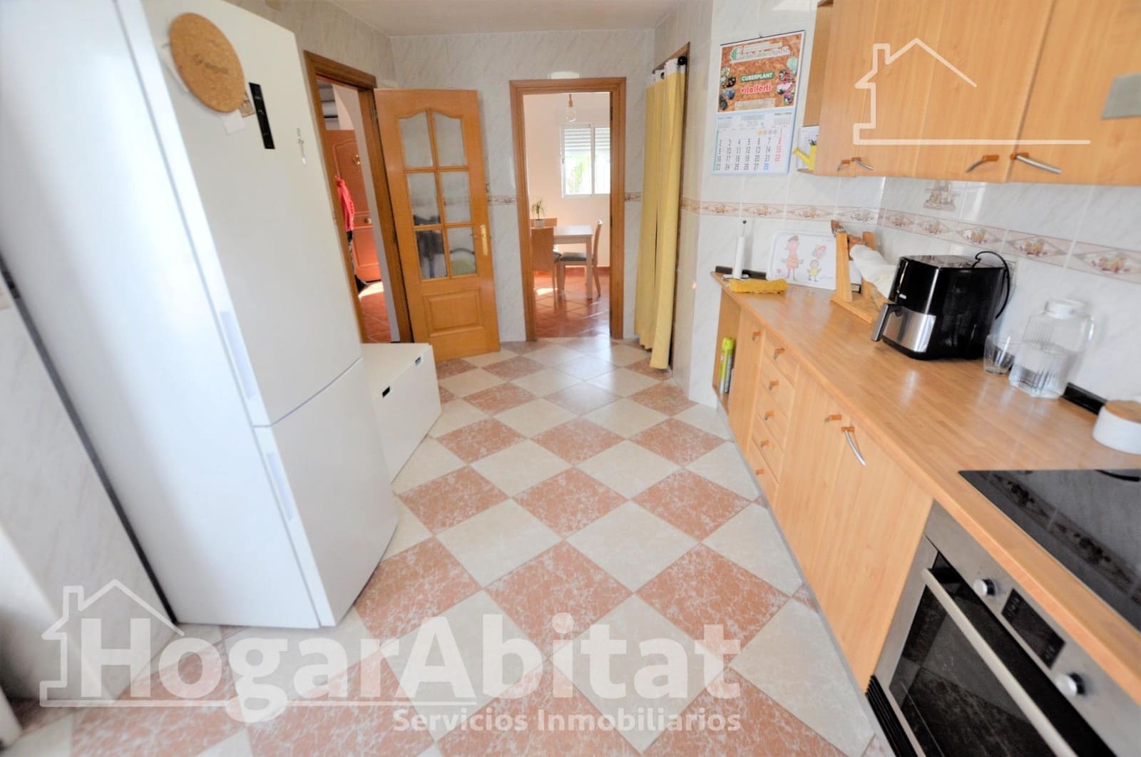 Chalet de 4 habitaciones en Bétera en venta con piscina garaje - 305.000 € (Ref: 9645090)