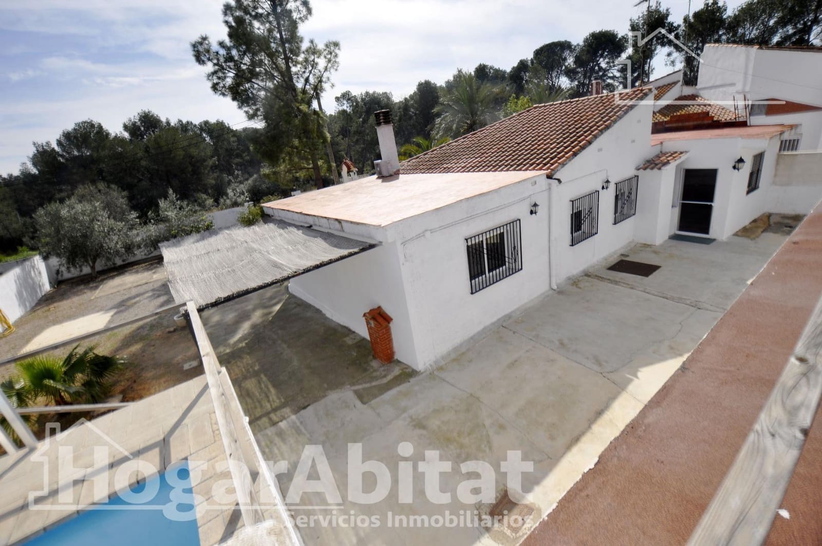 Chalet de 4 habitaciones en Bétera en venta con piscina garaje - 305.000 € (Ref: 9645090)