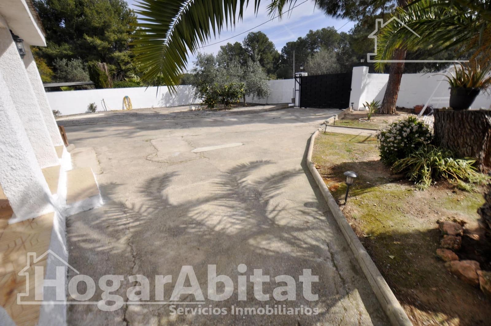 Chalet de 4 habitaciones en Bétera en venta con piscina garaje - 305.000 € (Ref: 9645090)