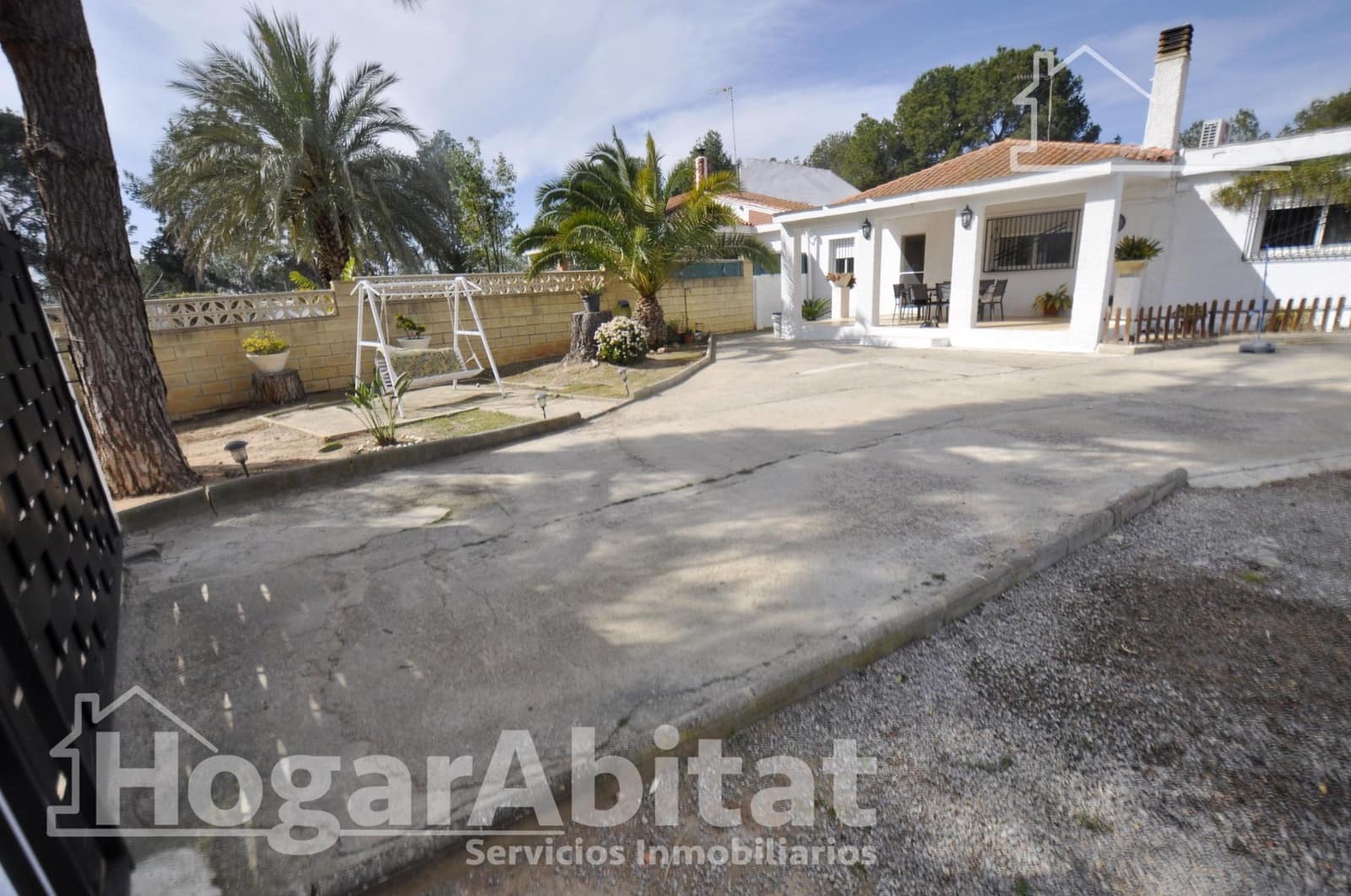 Chalet de 4 habitaciones en Bétera en venta con piscina garaje - 305.000 € (Ref: 9645090)