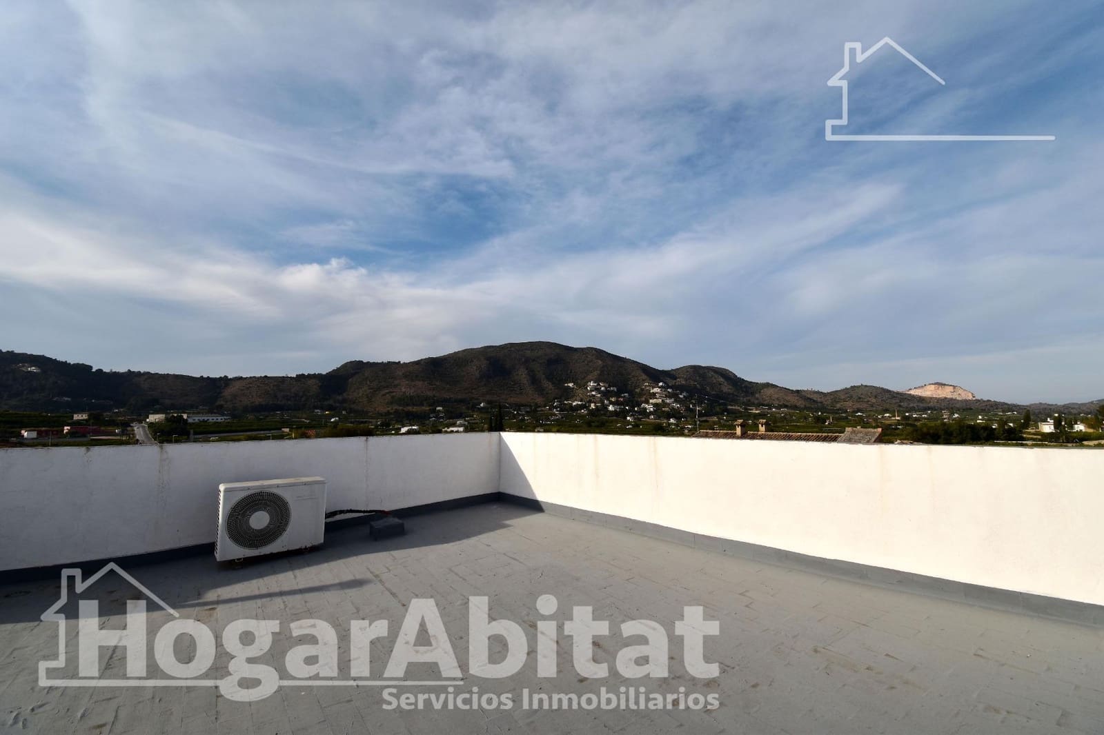 8 slaapkamer Villa te koop in Pego met garage - € 300.000 (Ref: 9645100)