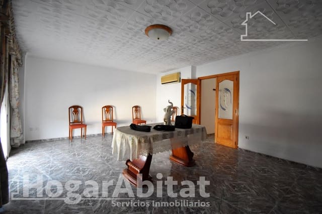 Chalet de 8 habitaciones en Pego en venta con garaje - 300.000 € (Ref: 9645100)