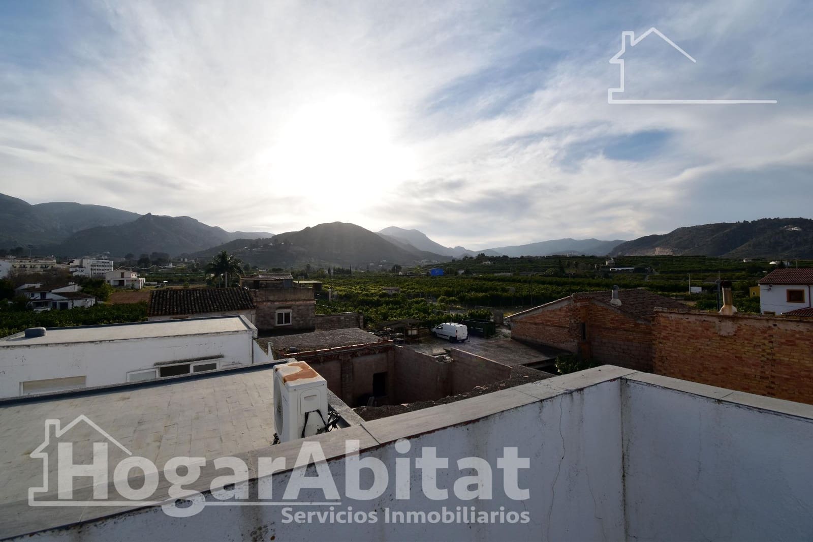 8 slaapkamer Villa te koop in Pego met garage - € 300.000 (Ref: 9645100)