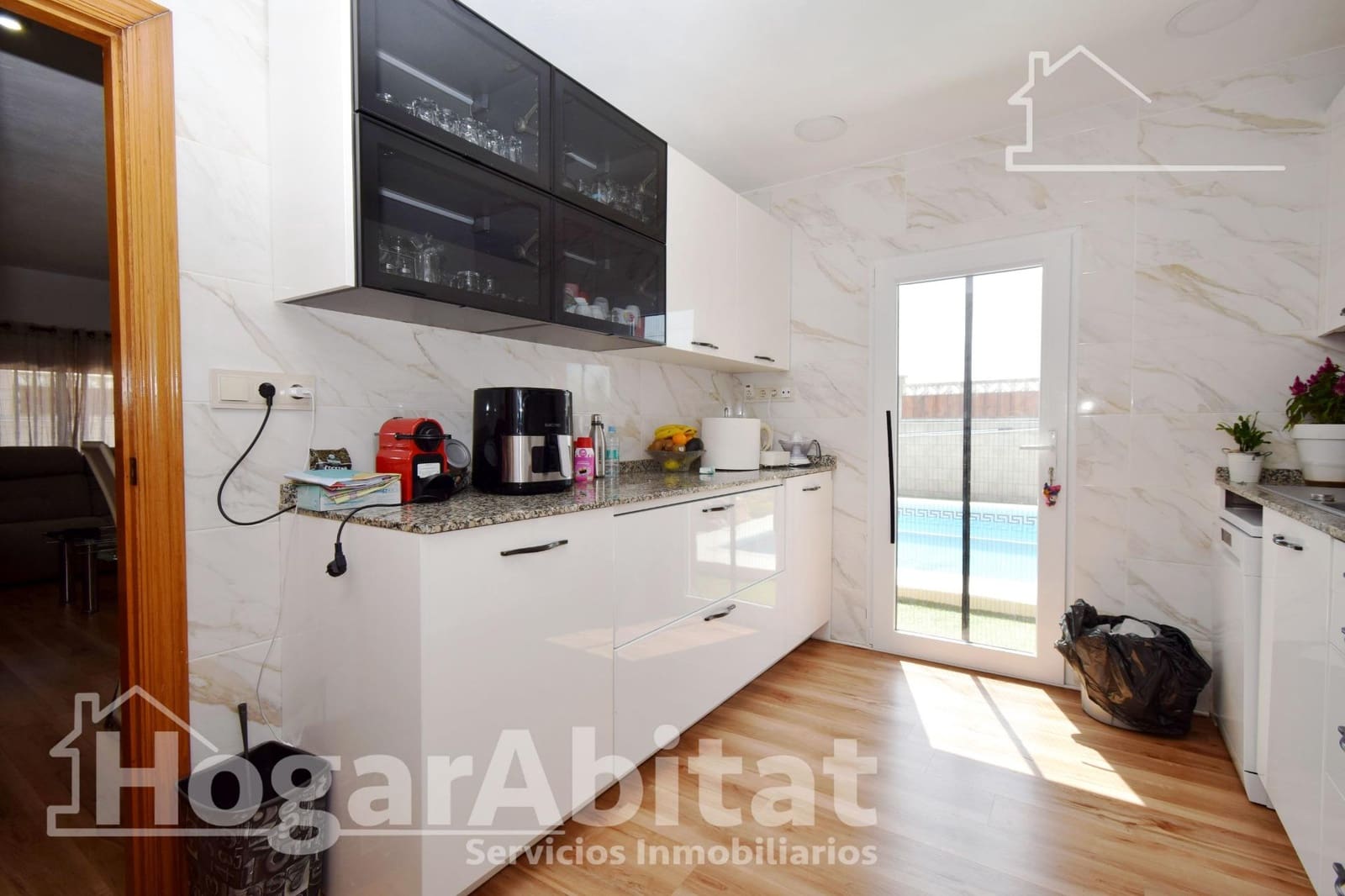 4 soverom Villa til salgs i Montserrat med svømmebasseng - € 303 000 (Ref: 9648212)