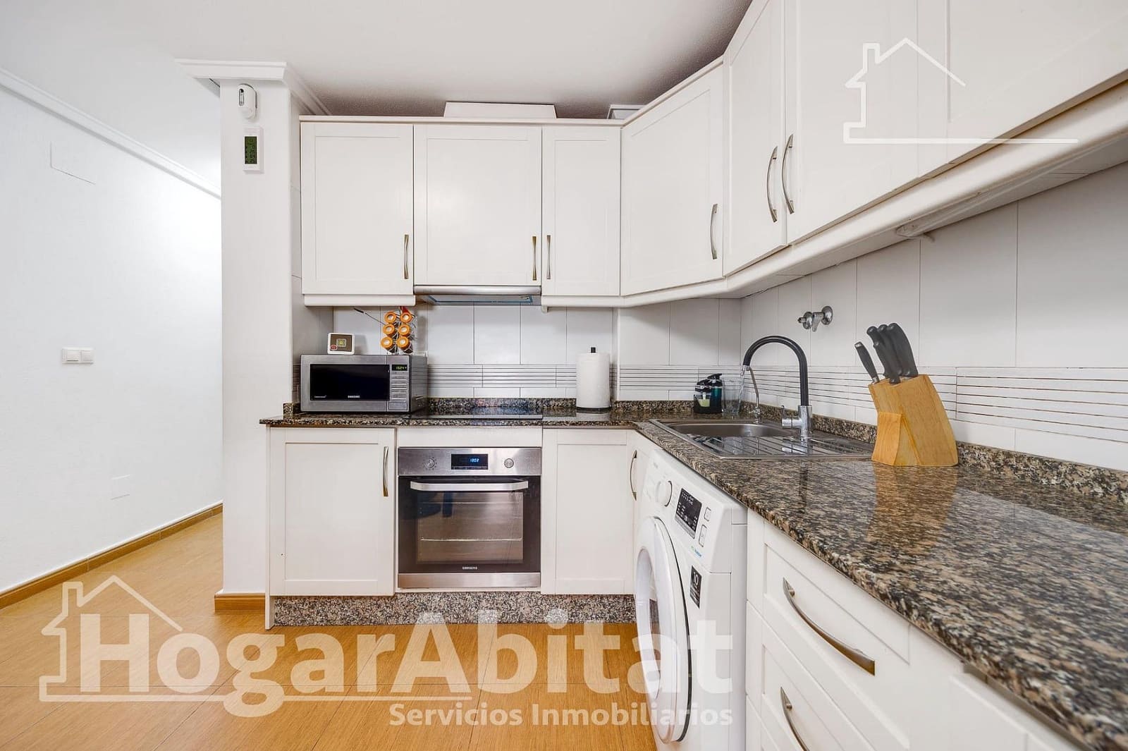 3 slaapkamer Flat te koop in Torrevieja met garage - € 205.000 (Ref: 9648213)