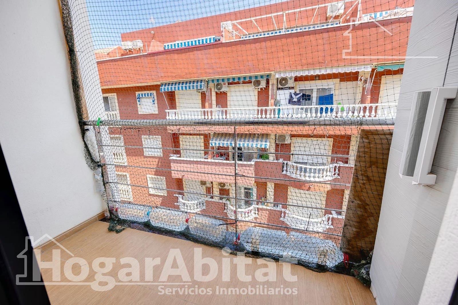 3 slaapkamer Flat te koop in Torrevieja met garage - € 205.000 (Ref: 9648213)