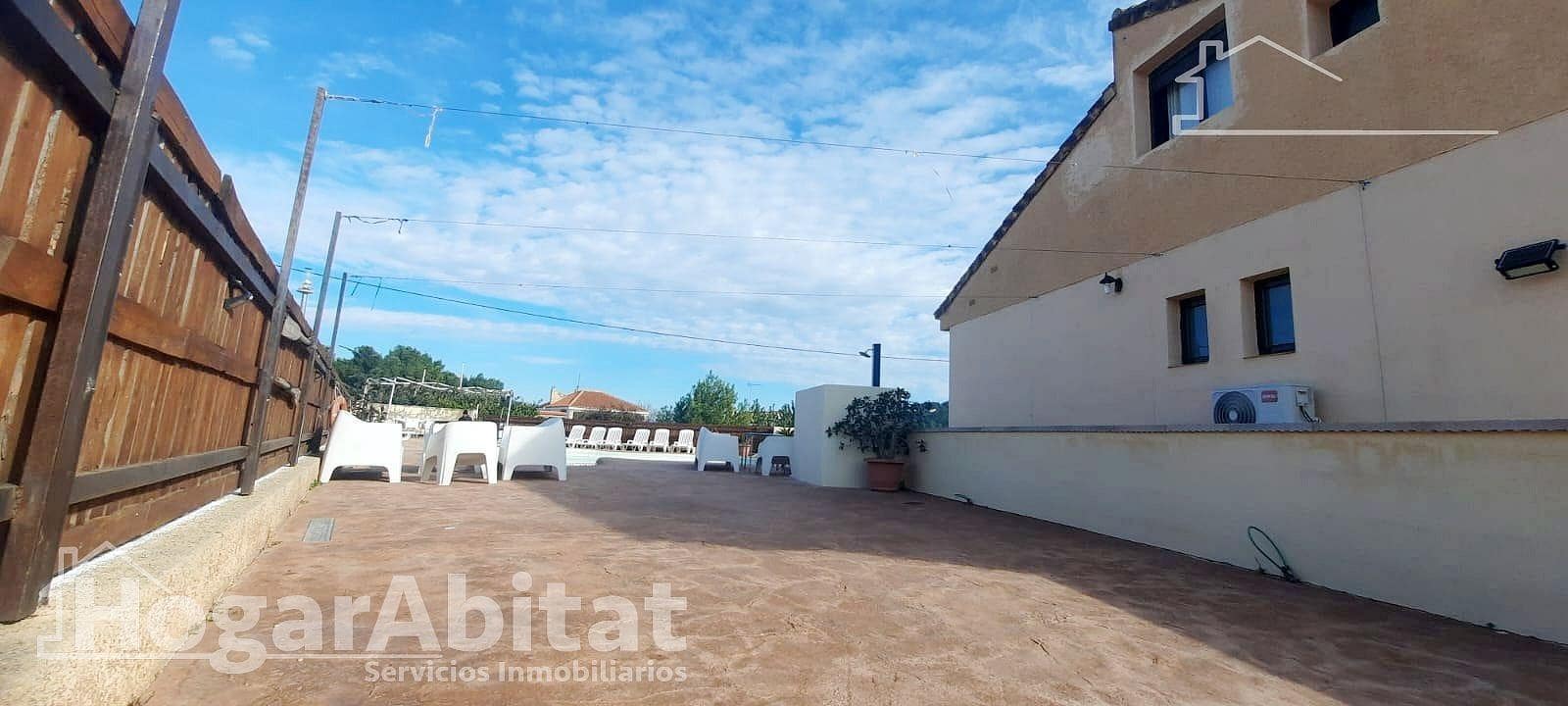 9 soveværelse Villa til salg i Godelleta med swimmingpool garage - € 690.000 (Ref: 9648218)