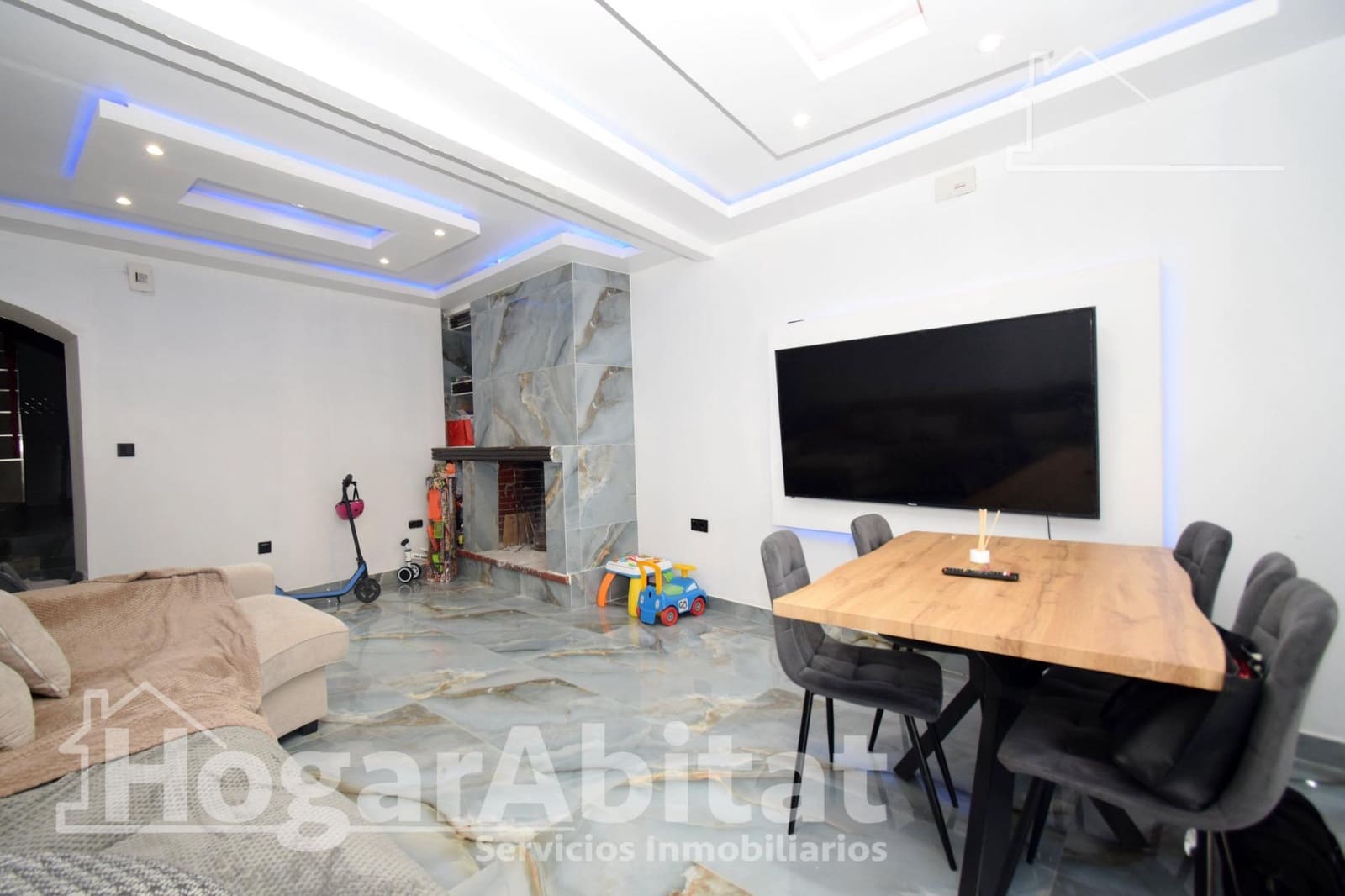 Casa de 4 habitaciones en Llíria en venta - 125.000 € (Ref: 9648229)