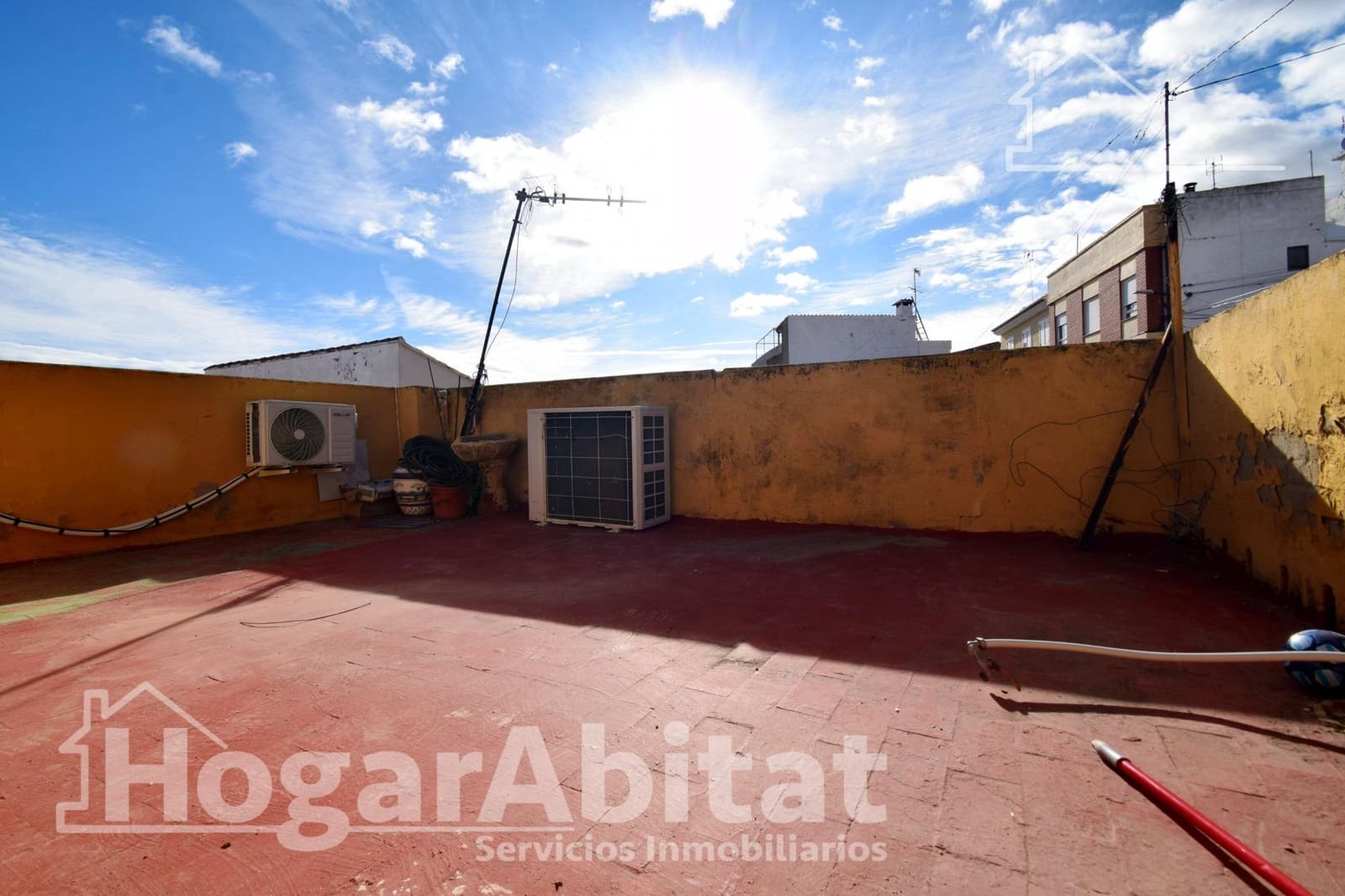 Casa de 4 habitaciones en Llíria en venta - 125.000 € (Ref: 9648229)