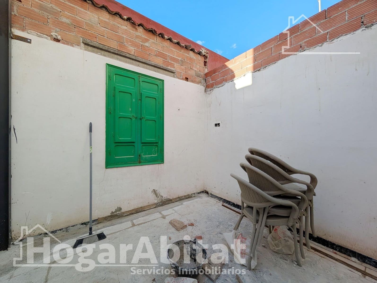 3 bedroom Townhouse for sale in Santa Pola - € 220,000 (Ref: 9650382)