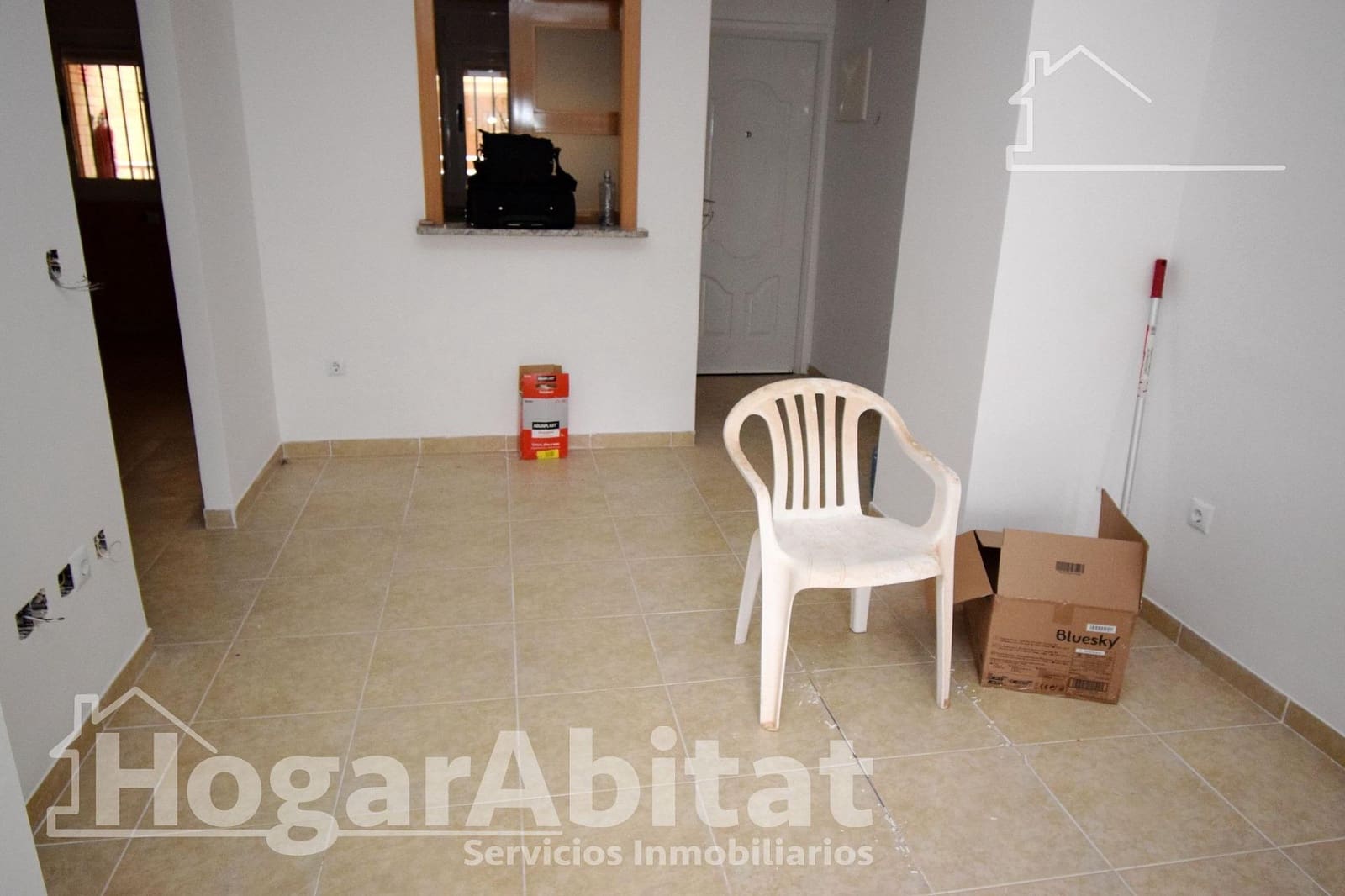 2 bedroom Flat for sale in Oropesa  with pool garage - € 140,000 (Ref: 9652074)