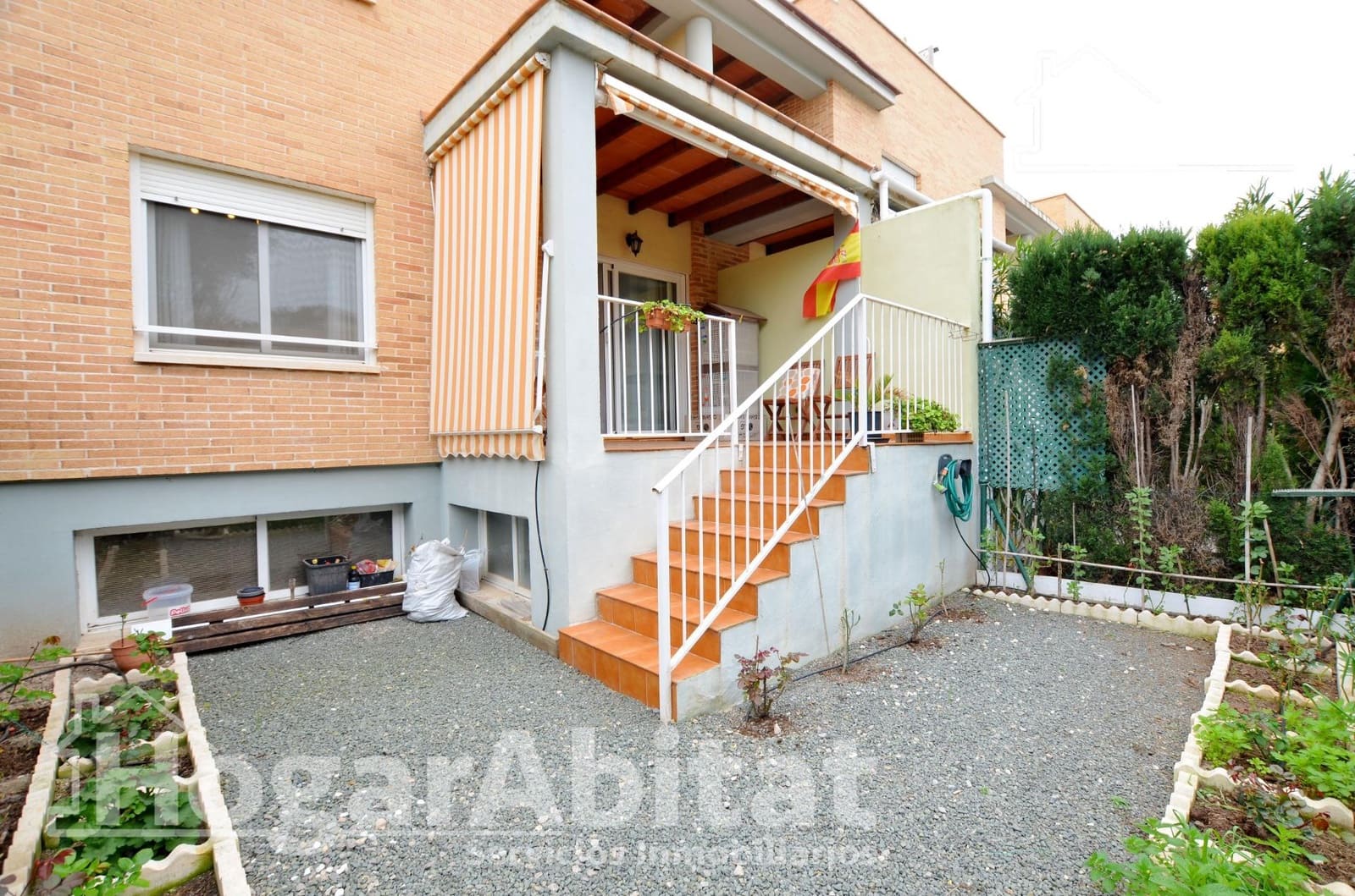 3 soveværelse Rækkehus til salg i Alicante by med swimmingpool garage - € 820.000 (Ref: 9652075)