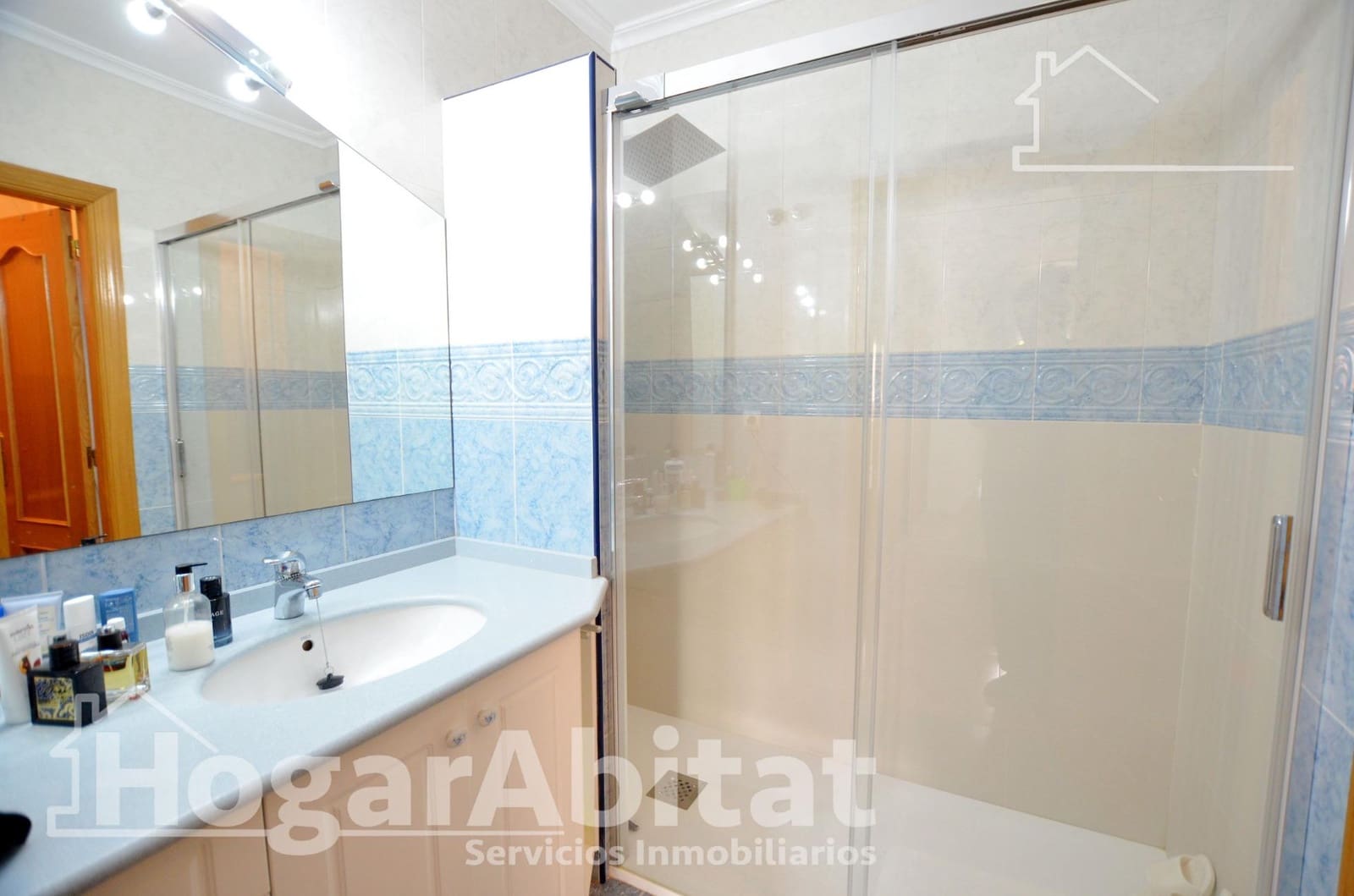 3 soveværelse Rækkehus til salg i Alicante by med swimmingpool garage - € 820.000 (Ref: 9652075)