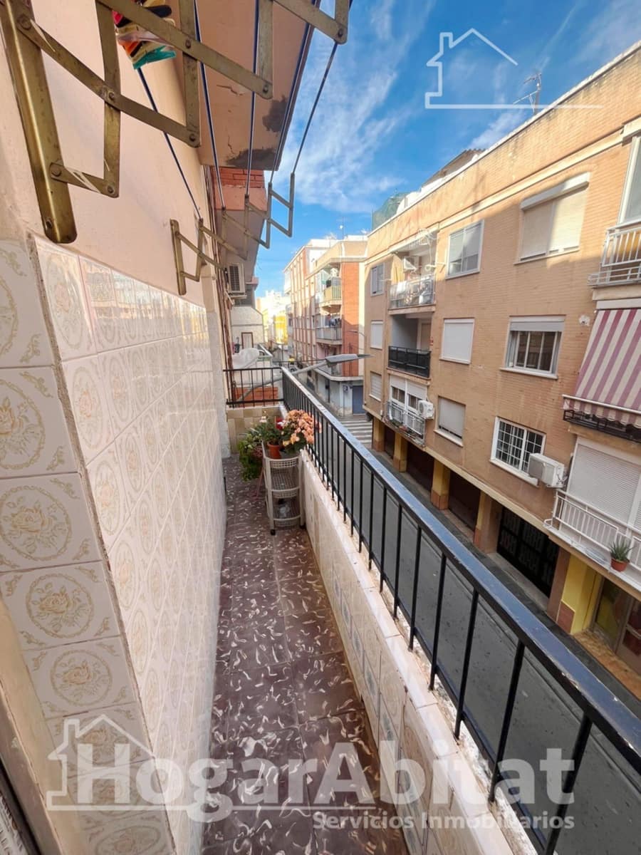 Piso de 3 habitaciones en Torrent en venta - 95.000 € (Ref: 9652078)